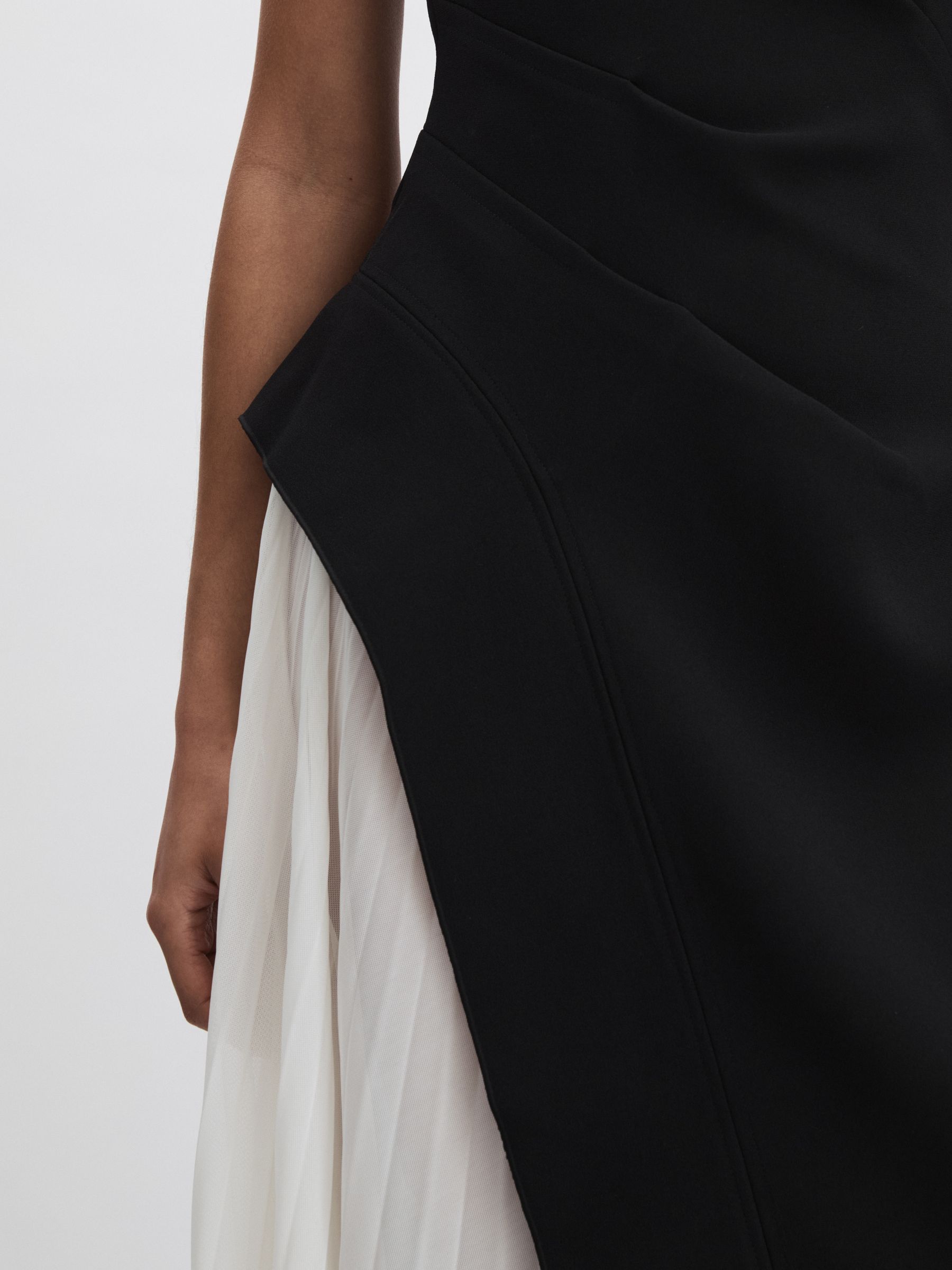 Sudden Midi Dress with Contrast Skirt in Black/Cream - Image 5 of 7