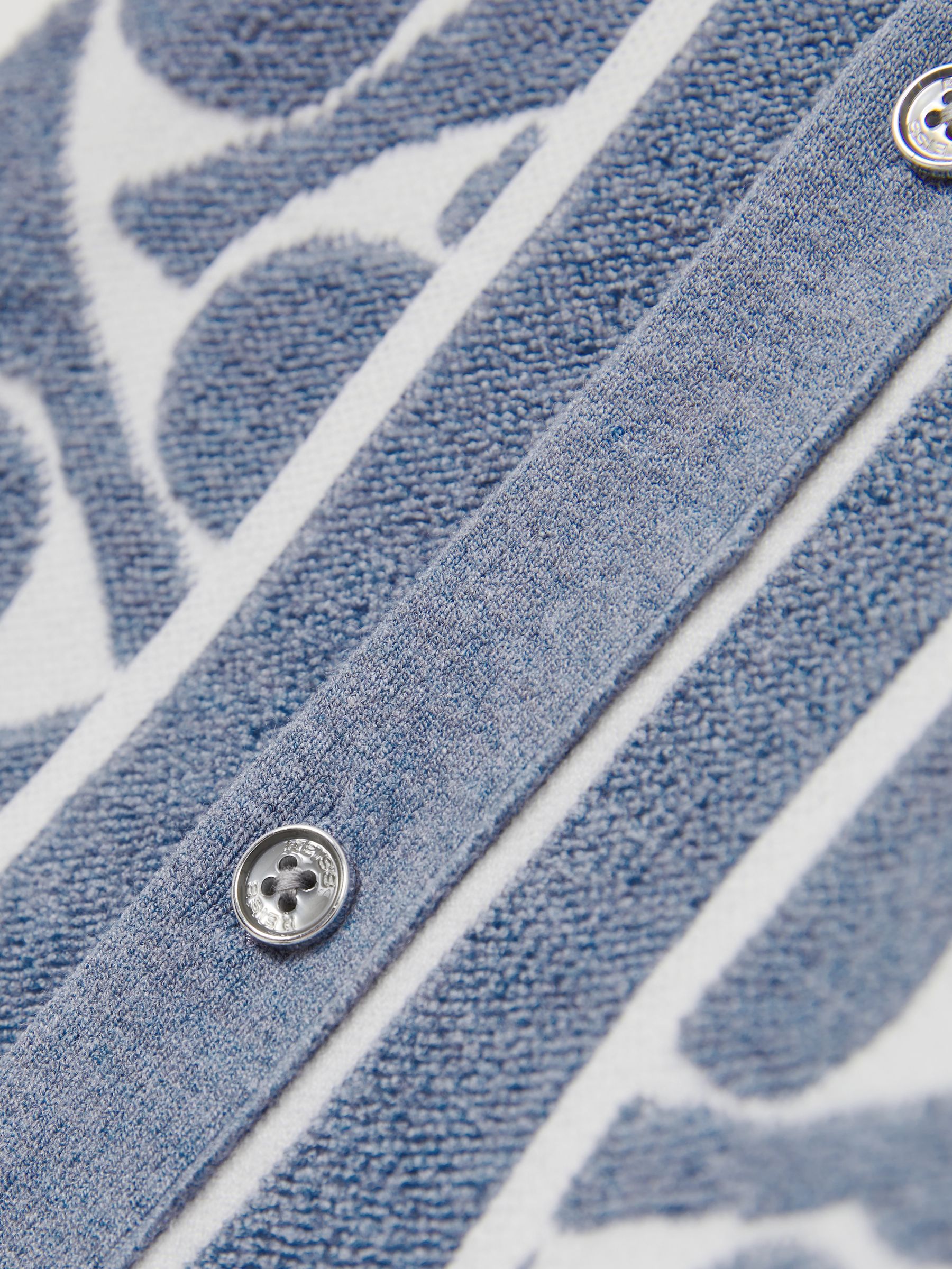 Abstract-Pattern Towelling Shirt in Soft Blue/White - Image 4 of 4