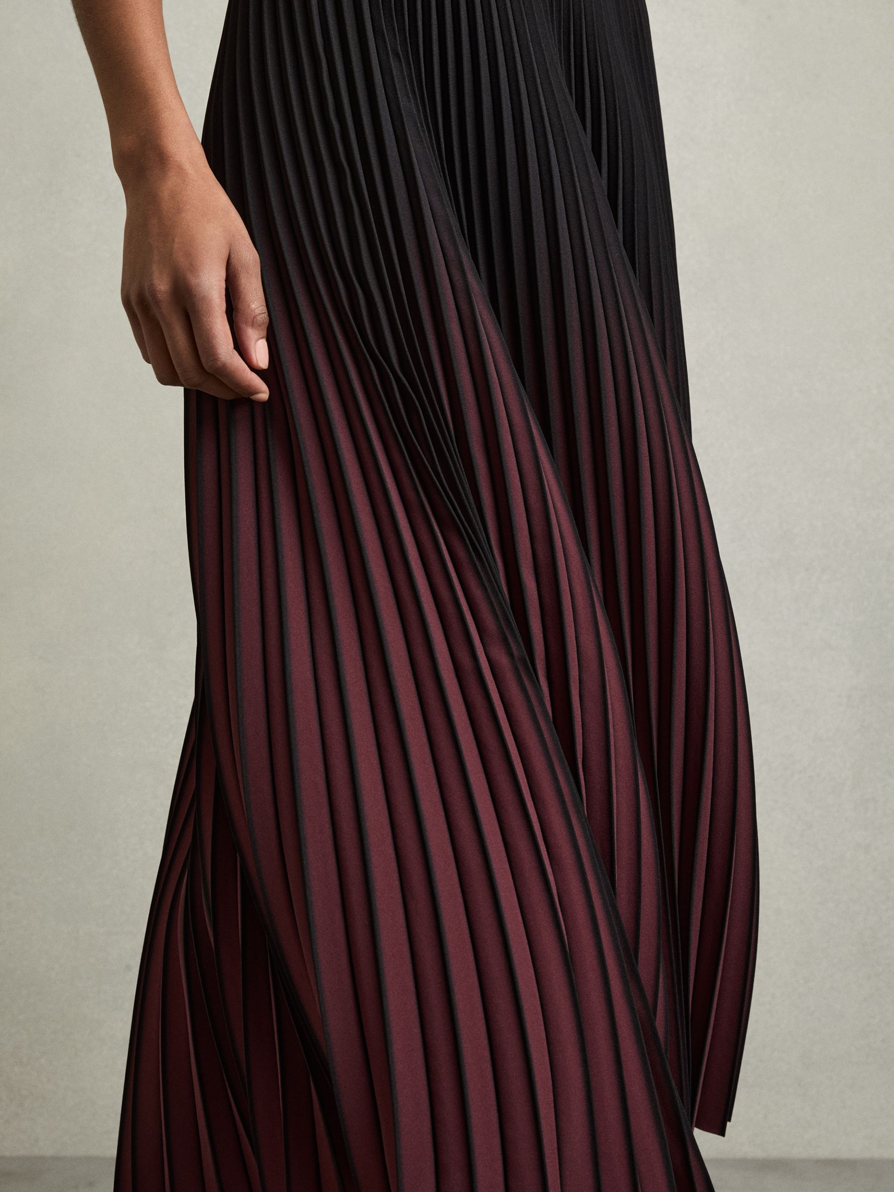 Petite Ombré Pleated Midi Skirt in Black/Pink - Image 4 of 6