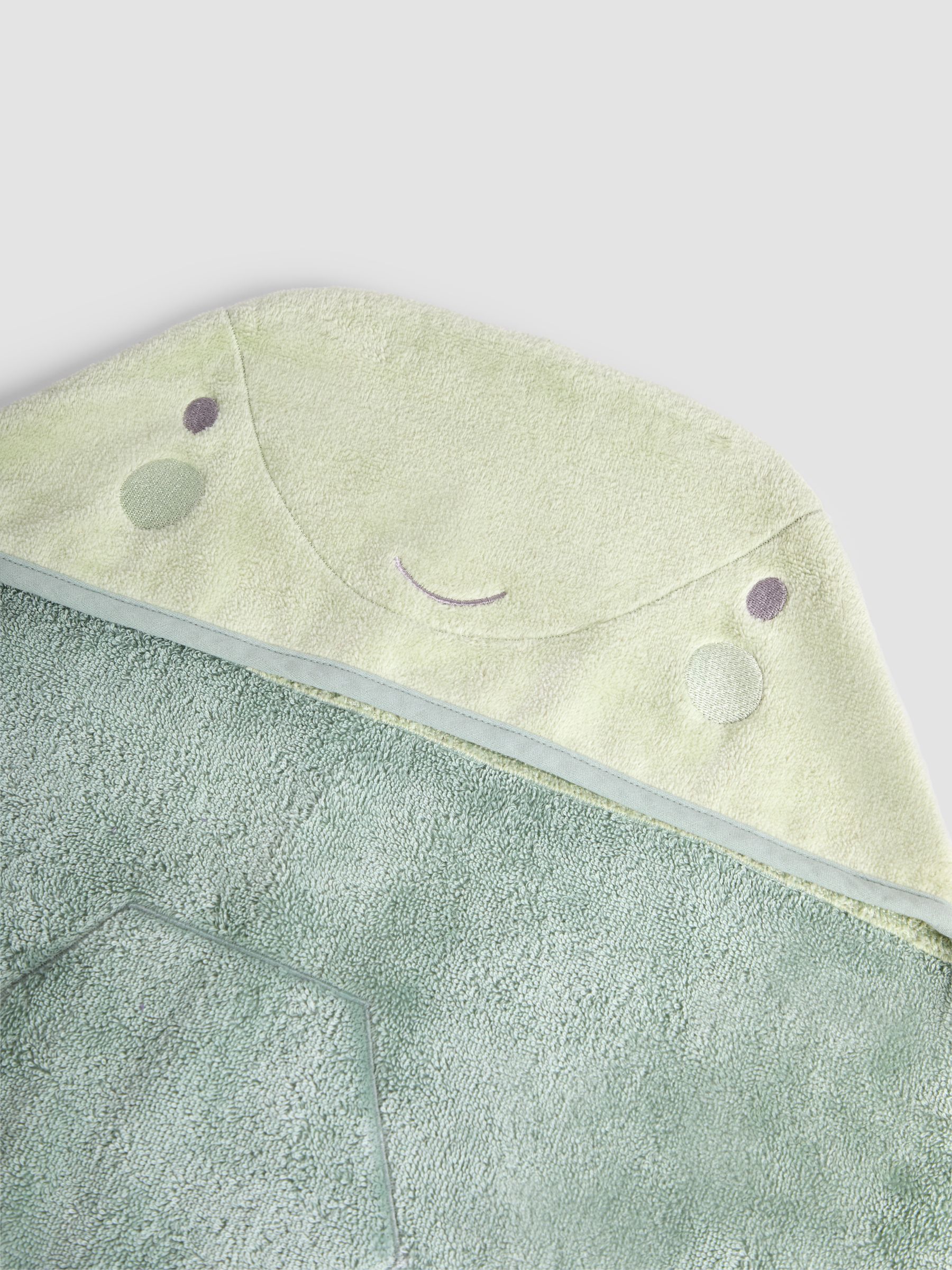 Character Hooded Towel - Image 6 of 6