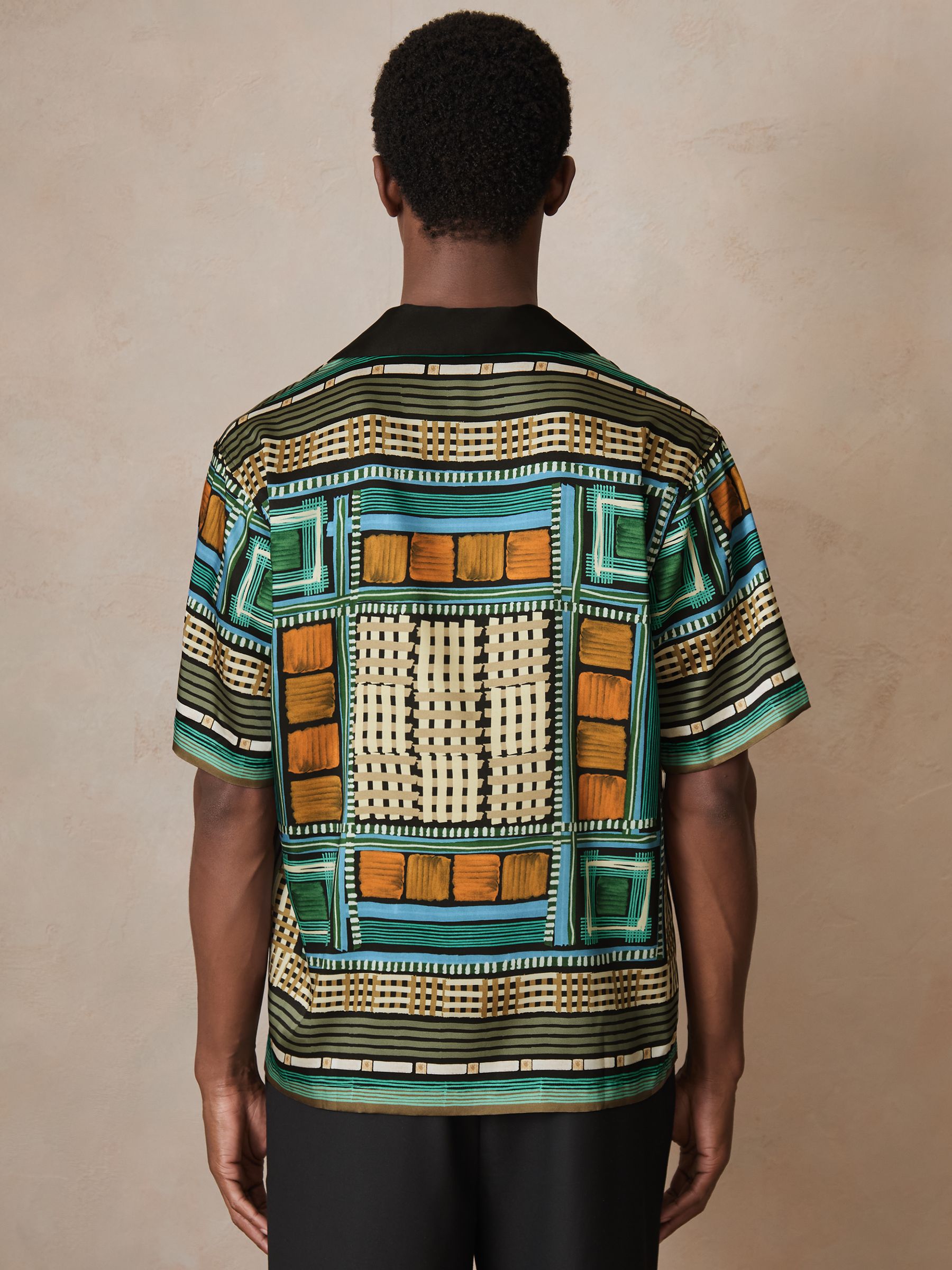 Reiss | Ché Printed Cuban-Collar Shirt in Green Multi - Image 5 of 6