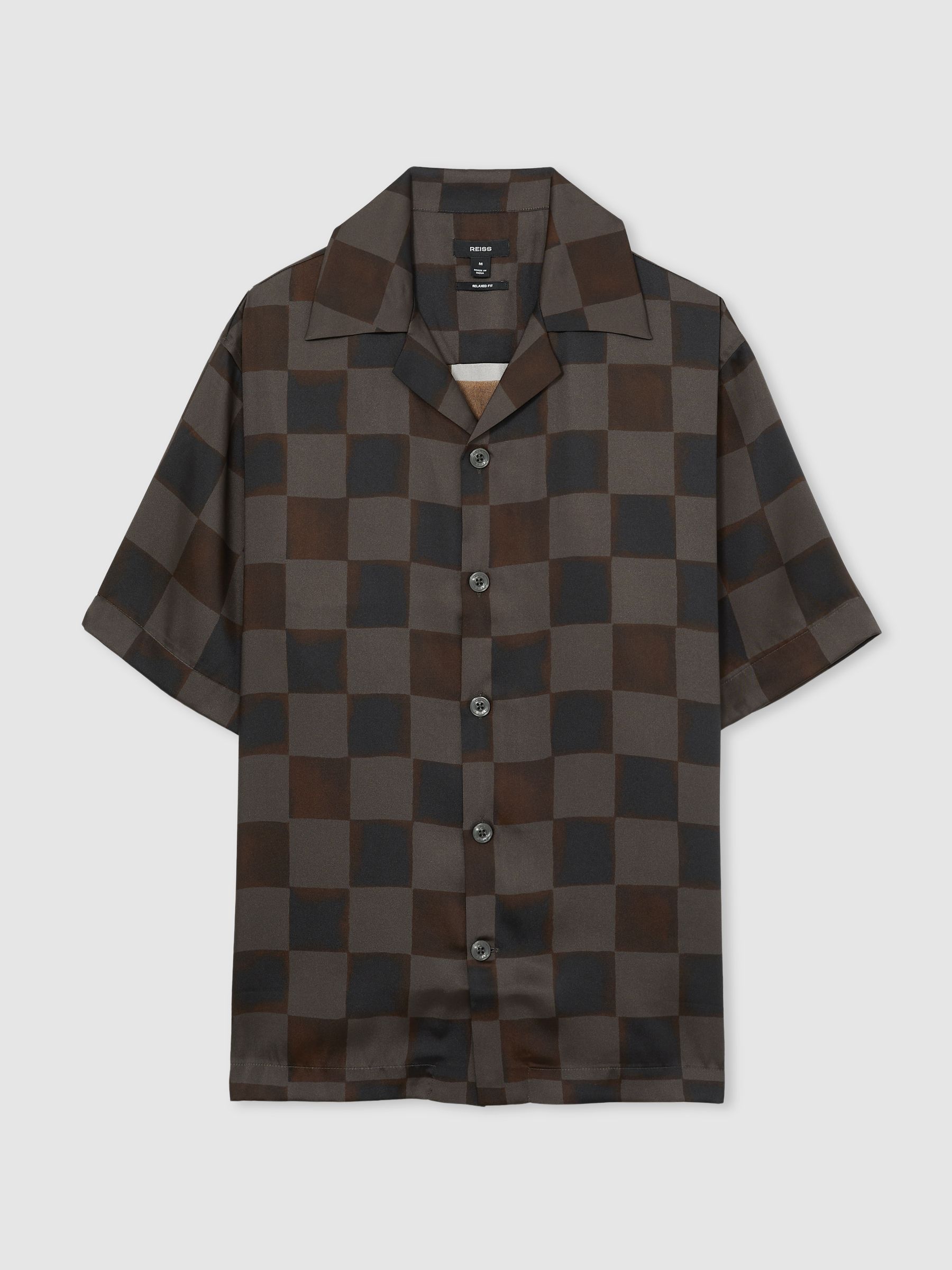 Chequered-Print Cuban-Collar Shirt in Brown - Image 2 of 7