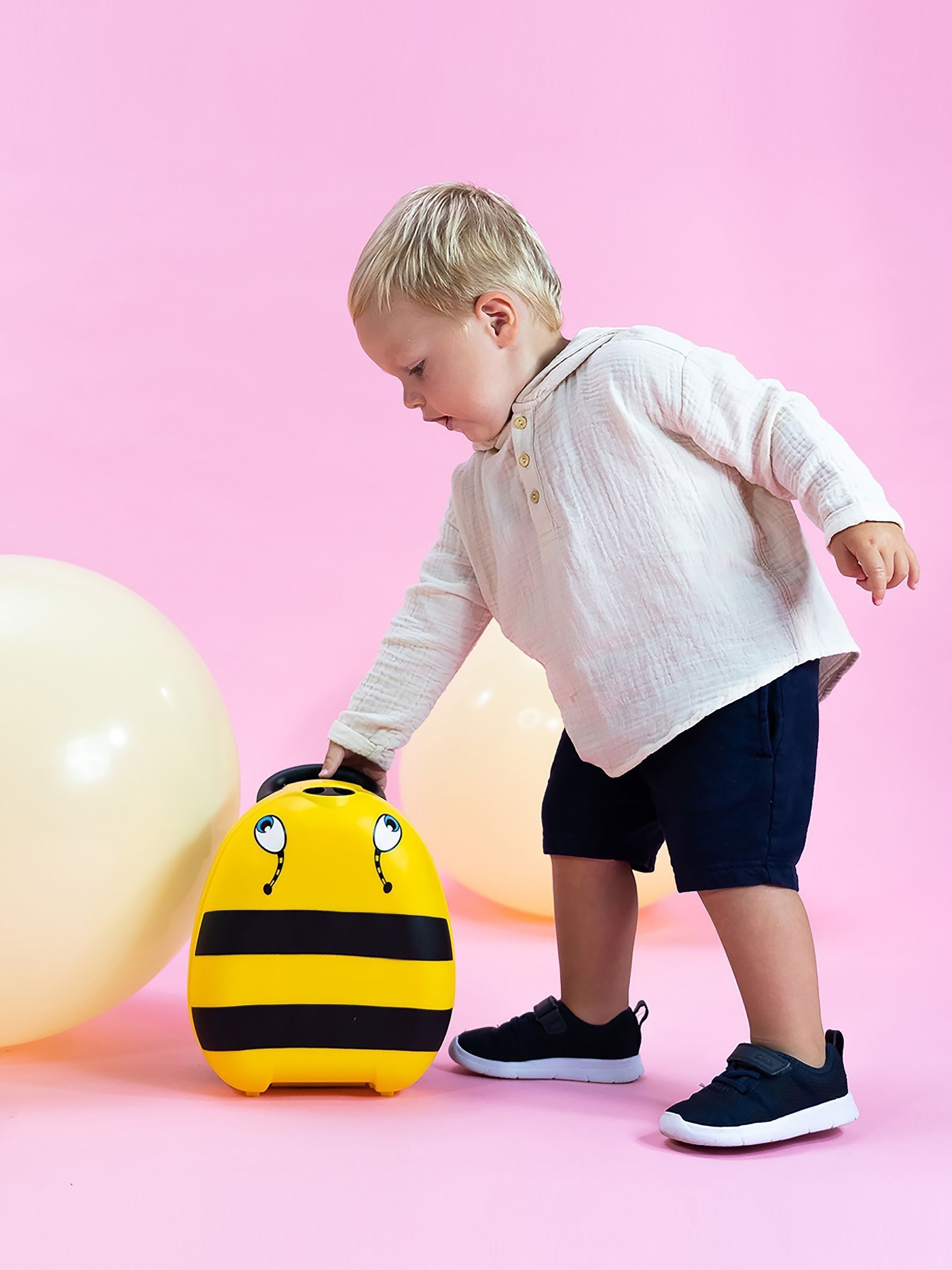 Yellow Training Travel Potty Bumblebee - Image 1 of 6 Yellow Training Travel Potty Bumblebee - Image 1 of 6