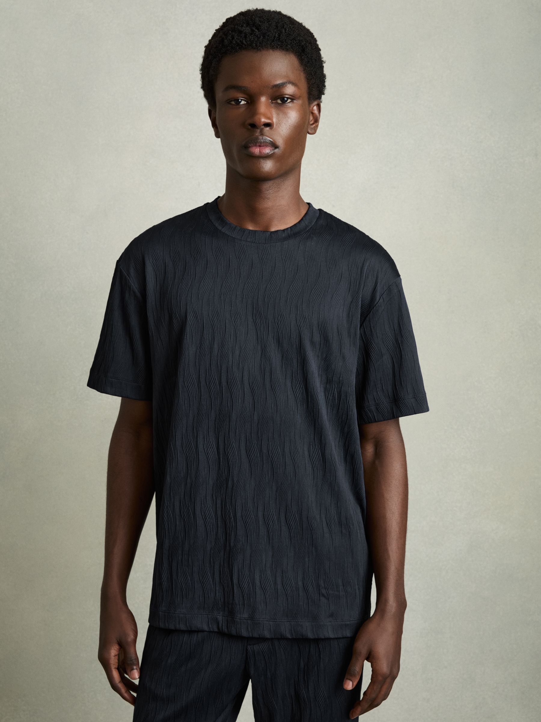 Oversized Wave-Jacquard T-Shirt in Navy - Image 1 of 6