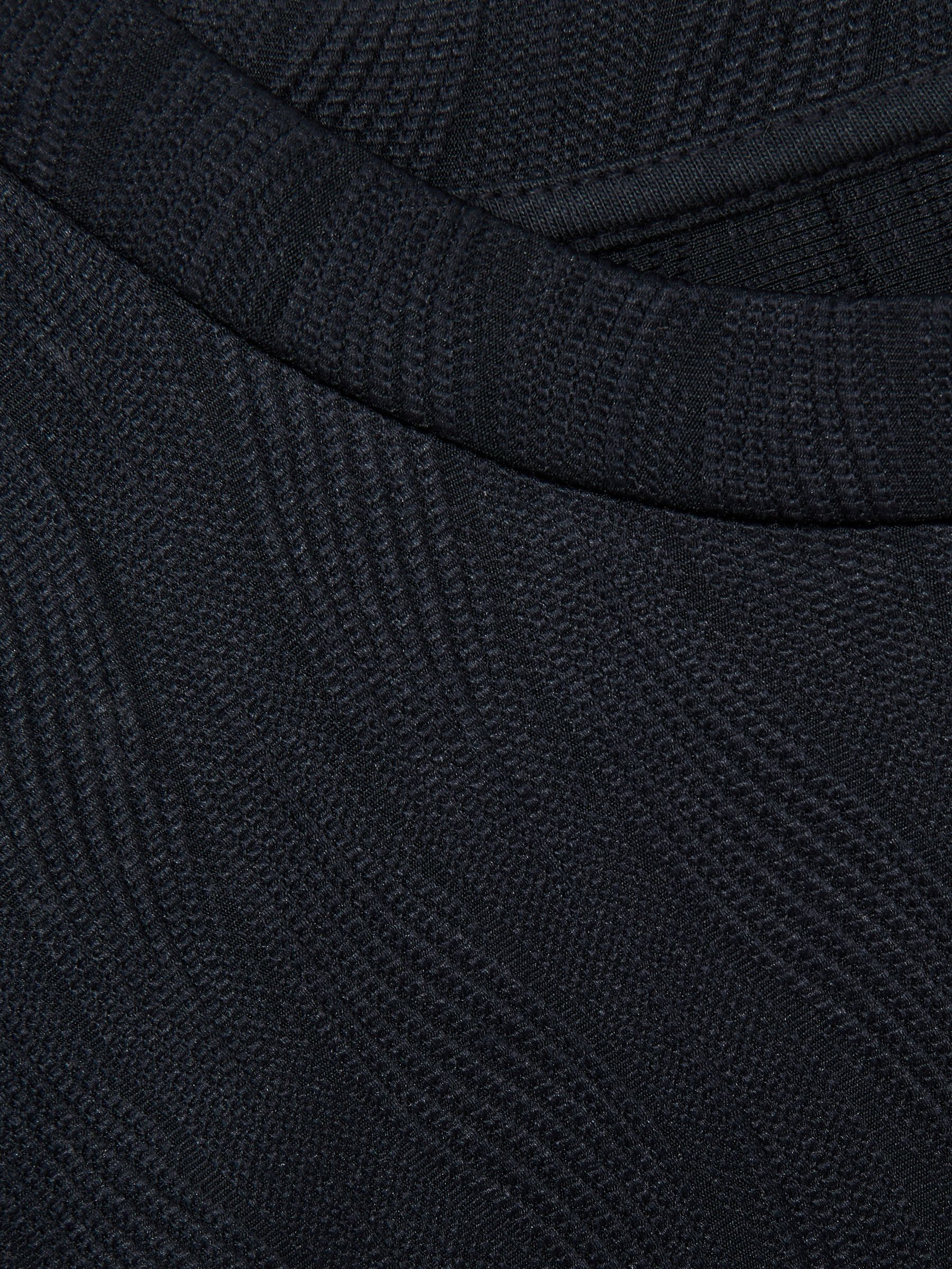 Oversized Wave-Jacquard T-Shirt in Navy - Image 6 of 6
