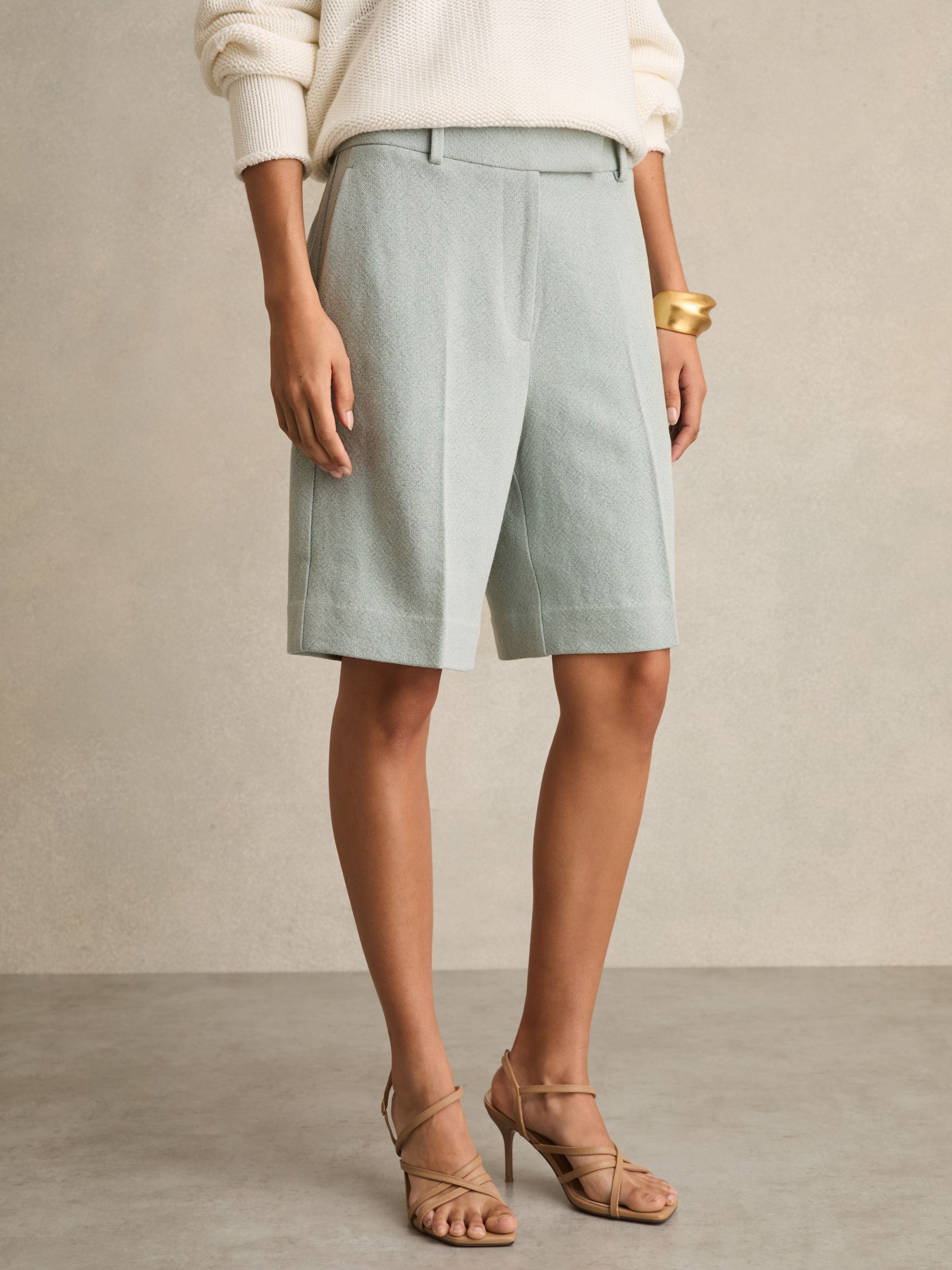 Tailored Bermuda Shorts with Linen in Blue - Image 3 of 7