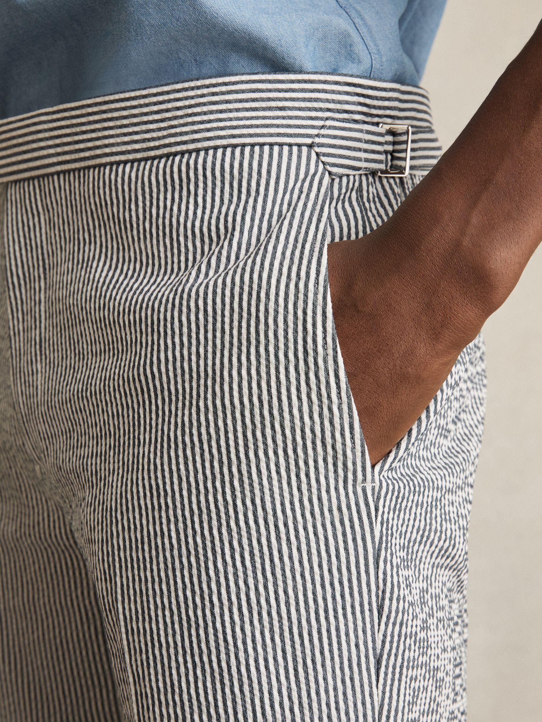 Stretch-Cotton Seersucker Striped Shorts in Navy/White - Image 4 of 6