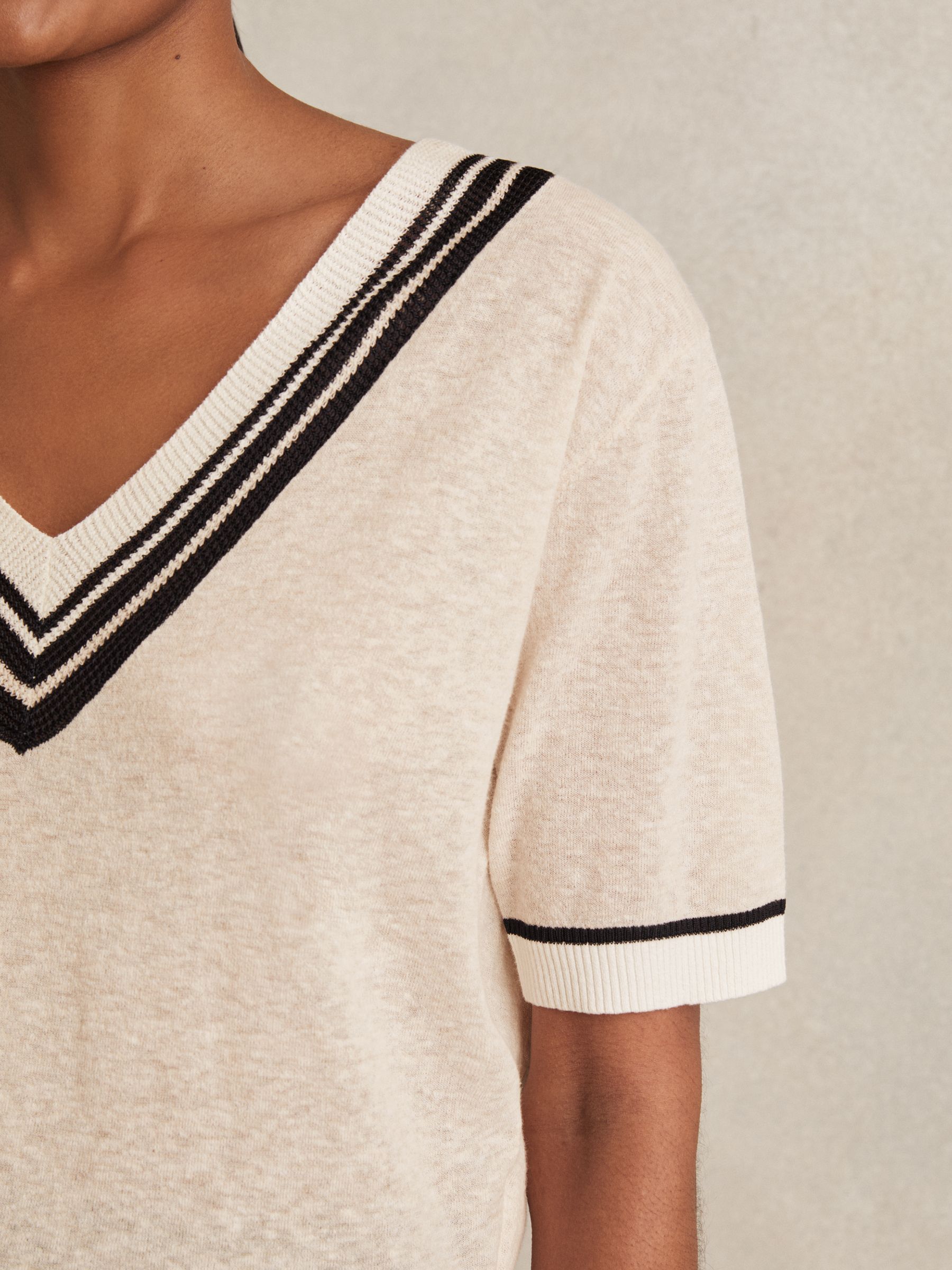V-Neck Fine-Knit Cricket Top with Linen in Neutral - Image 4 of 6