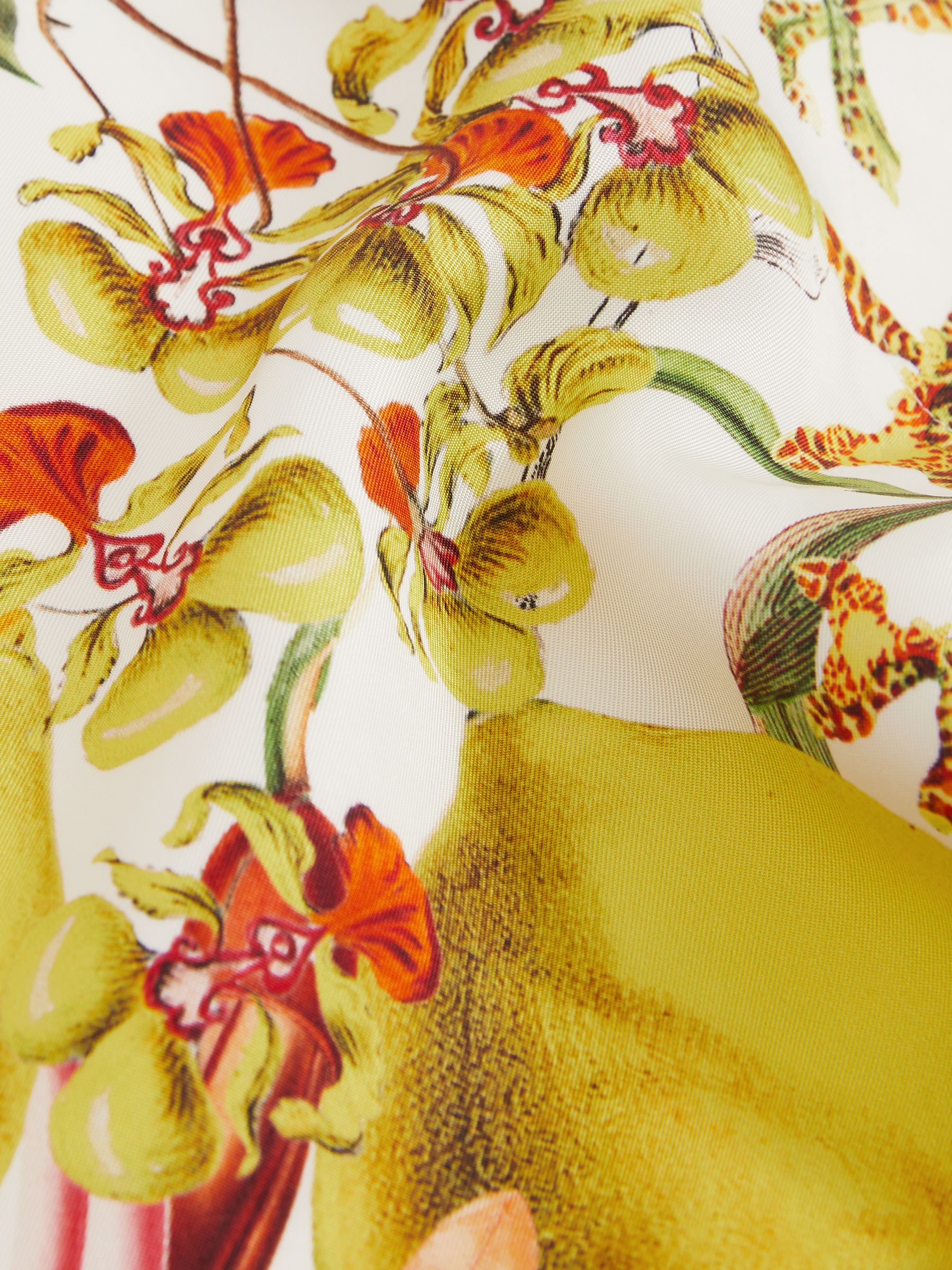 Reiss | NYBG Satin Floral-Print Shorts in Ivory - Image 5 of 5