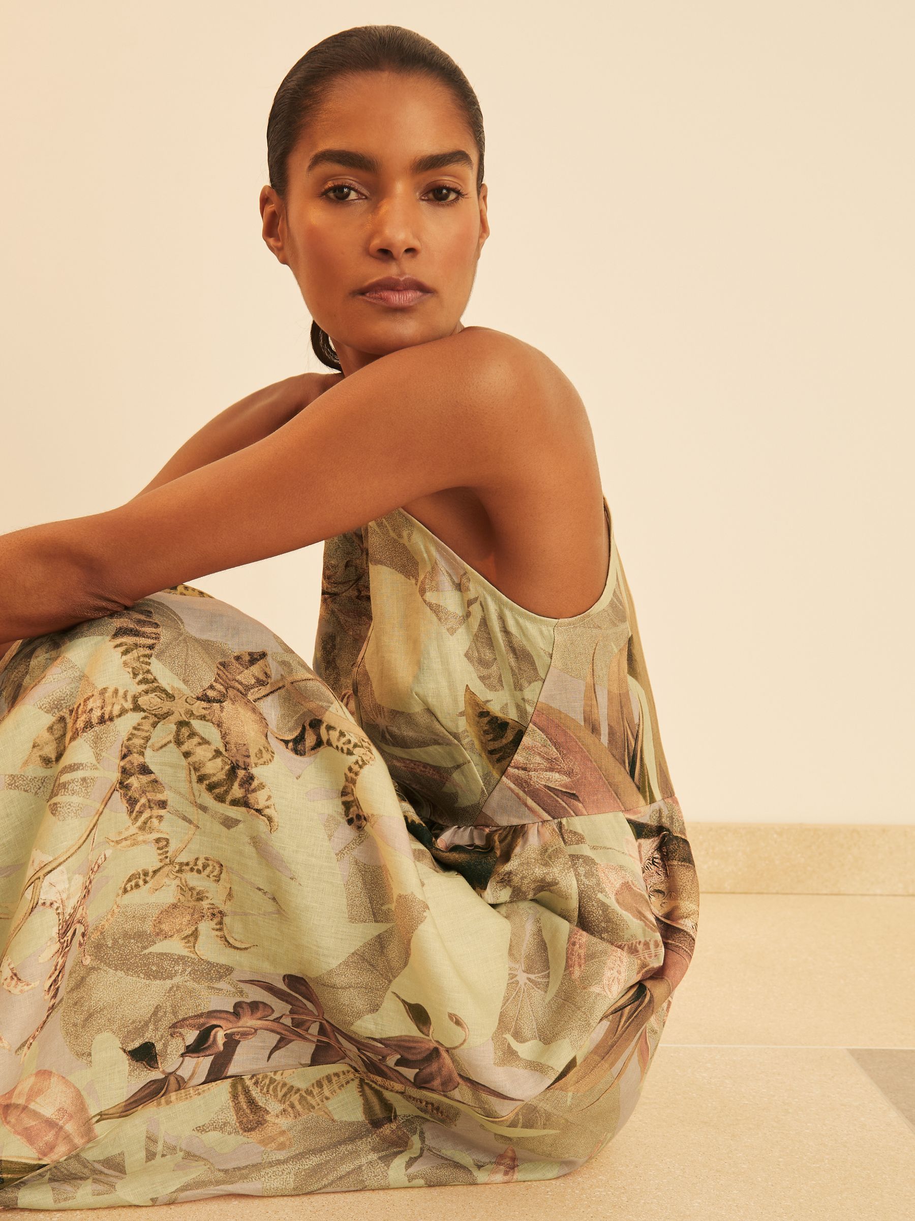Reiss | NYBG Linen Floral Midi Dress in Neutral - Image 3 of 6