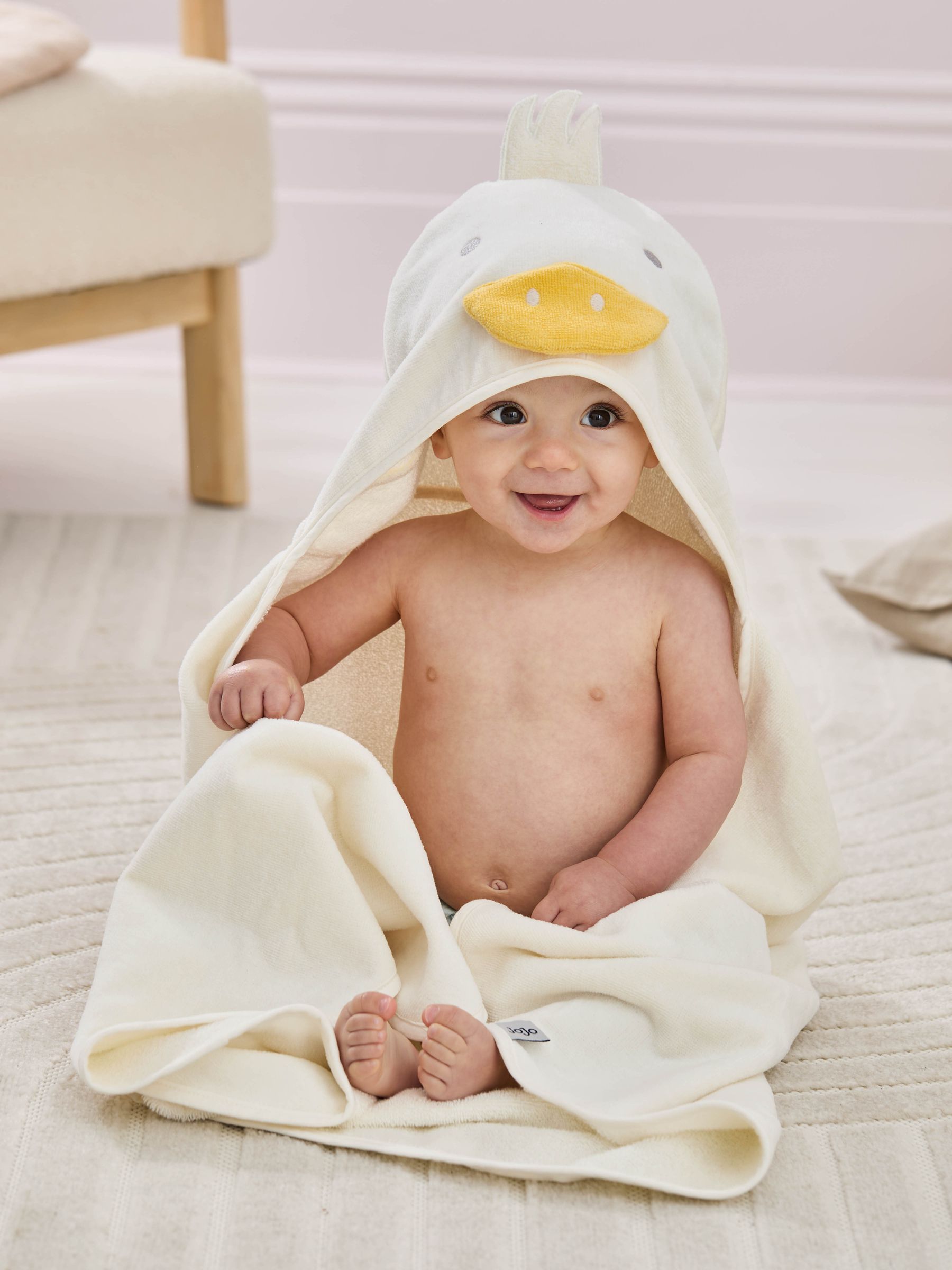 Character Hooded Towel - Image 2 of 2