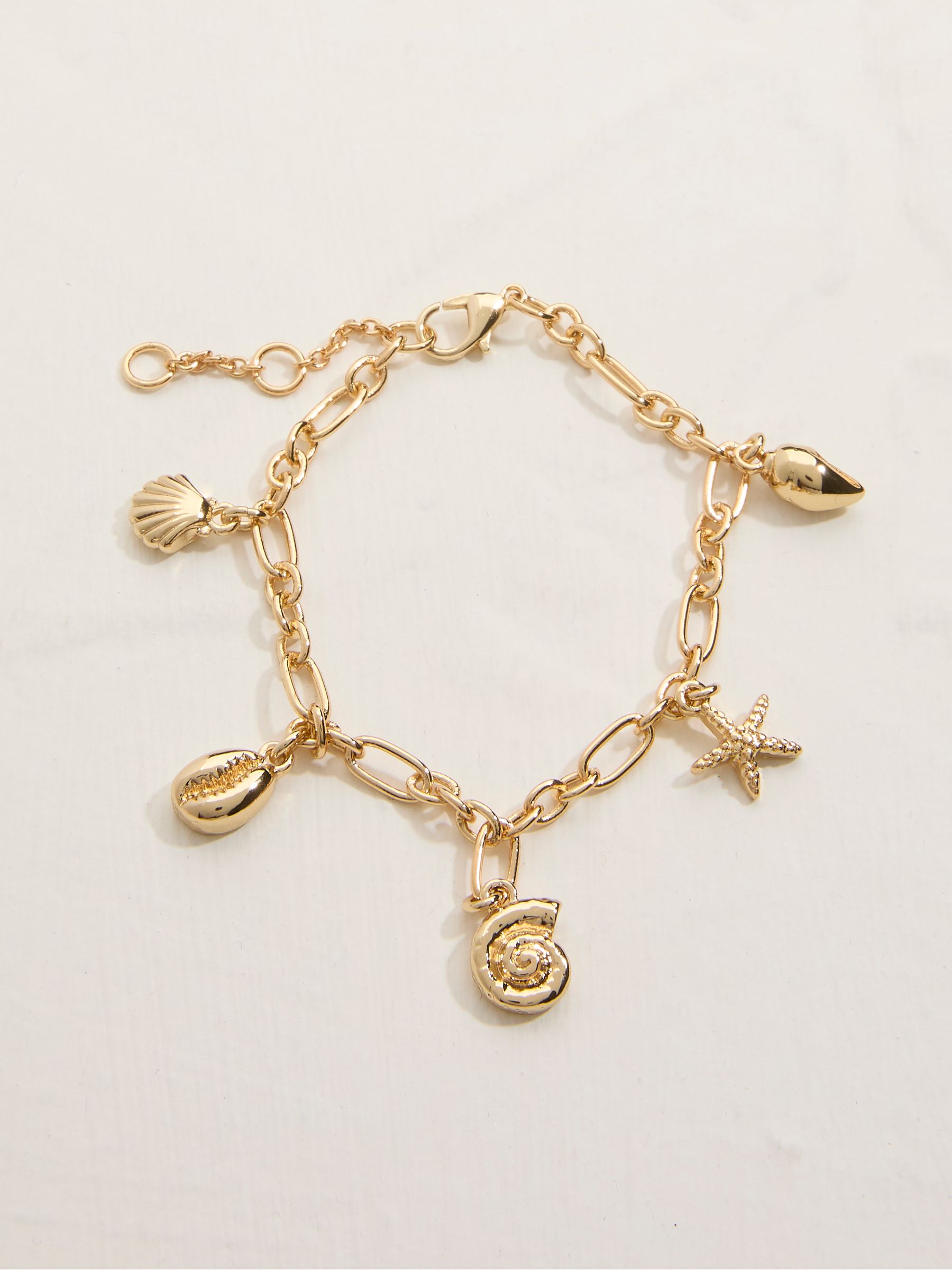 Gold Tone Shell Charm Bracelet - Image 3 of 4