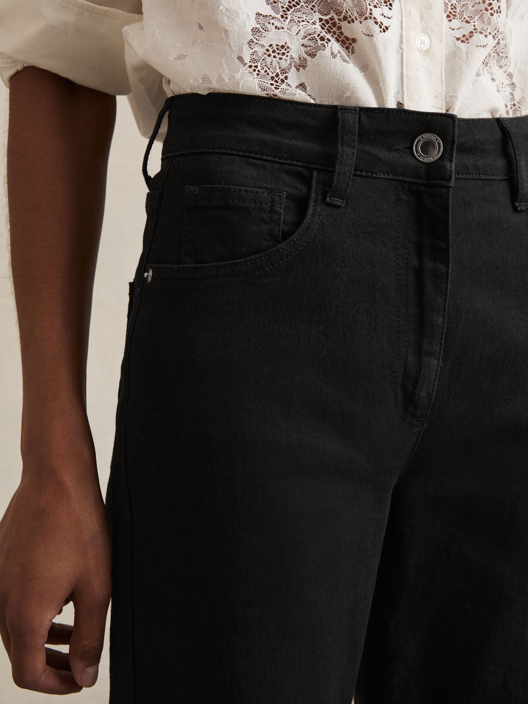 Petite Mid Rise Flared Jeans in Black - Image 4 of 7