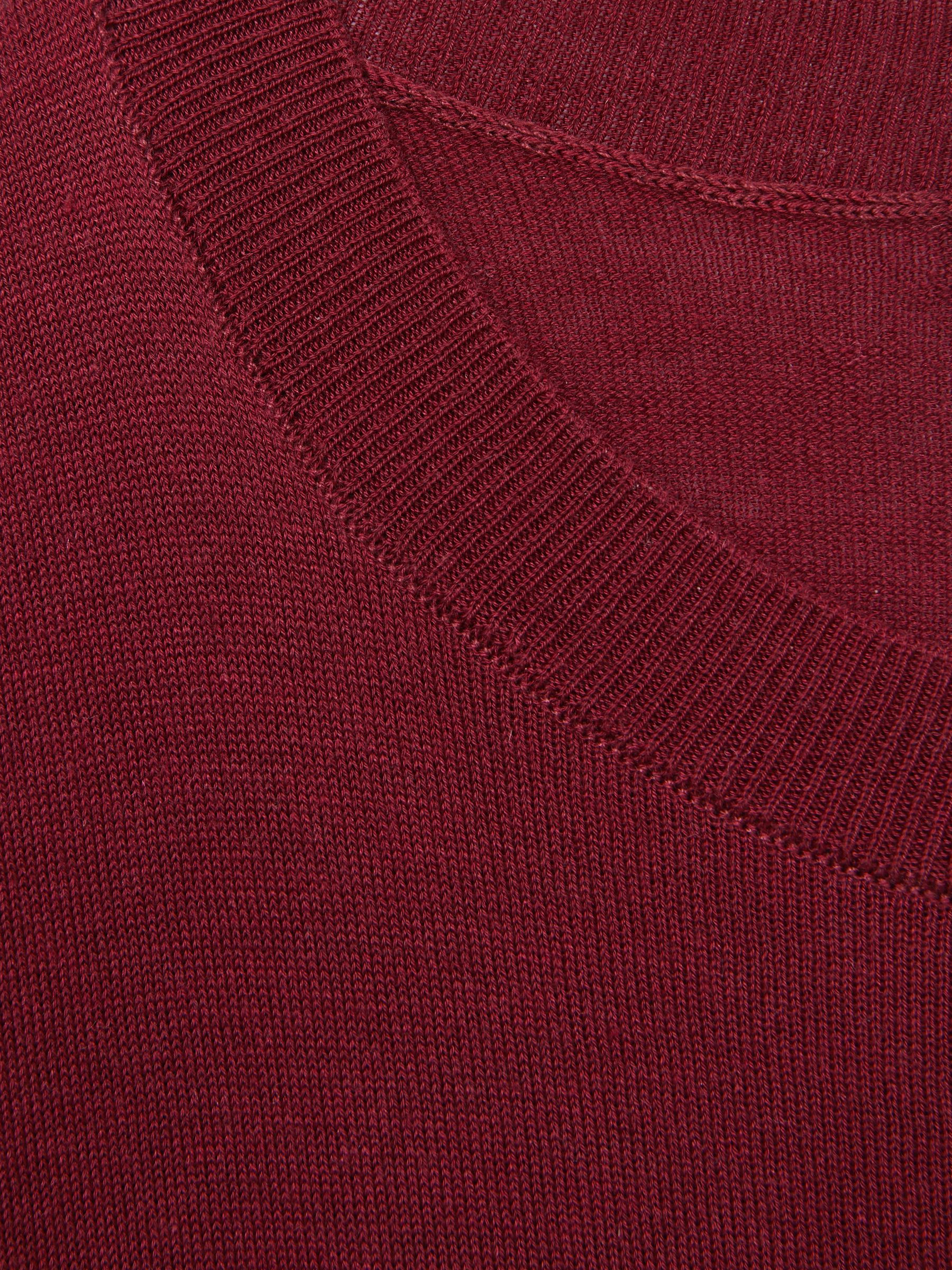 Fine-Knit Crew-Neck Jumper With Cashmere in Red - Image 7 of 7