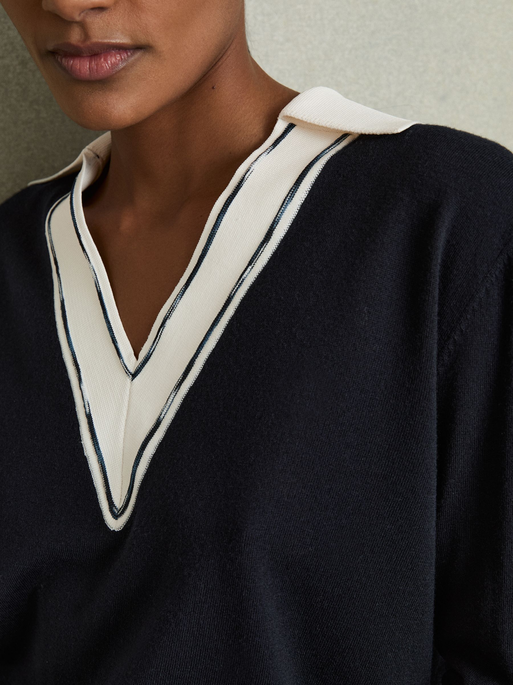 Wool Collared Cricket Jumper in Navy/White - Image 4 of 6