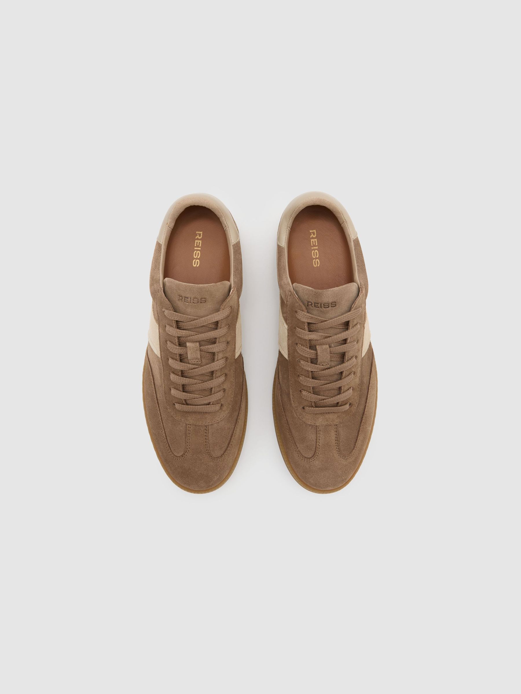 Suede and Leather Colour-Block Runner Trainers in Taupe - Image 3 de 6