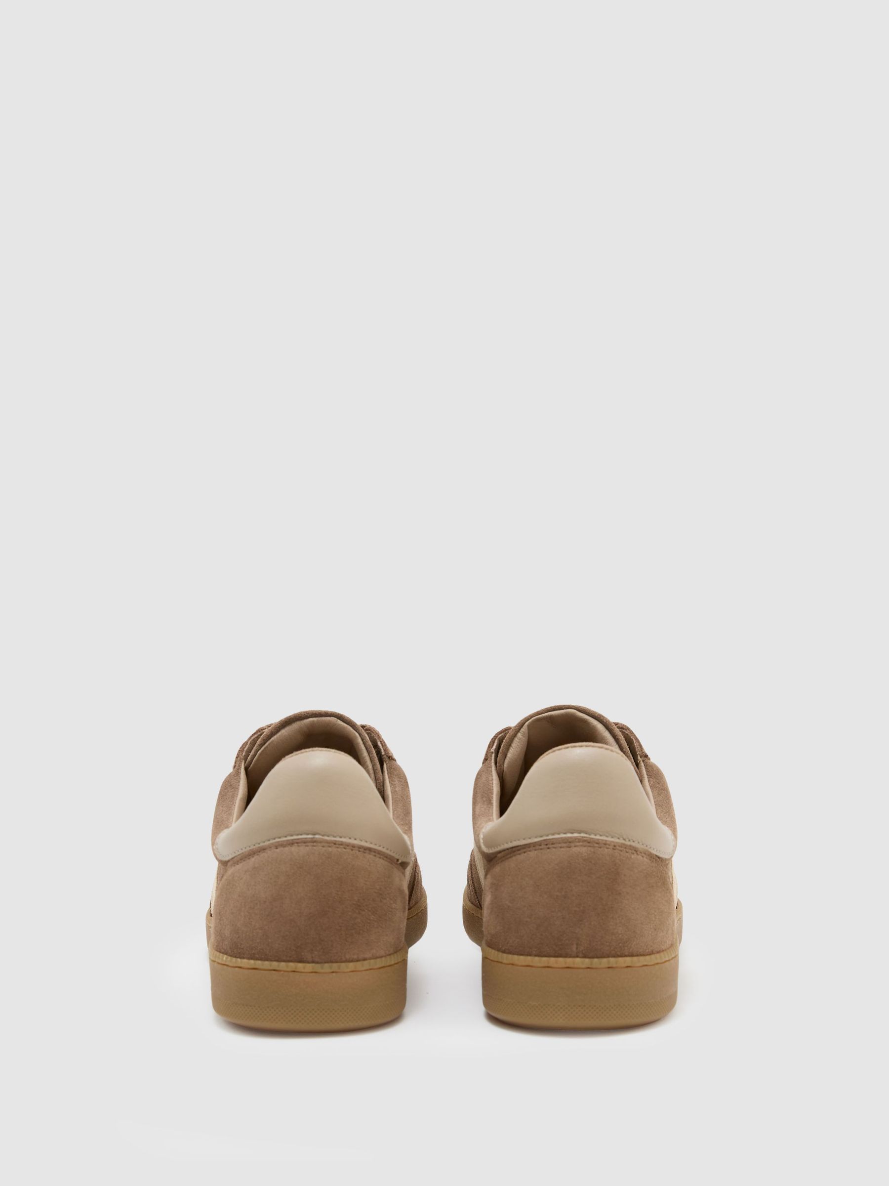 Suede and Leather Colour-Block Runner Trainers in Taupe - Image 5 de 6