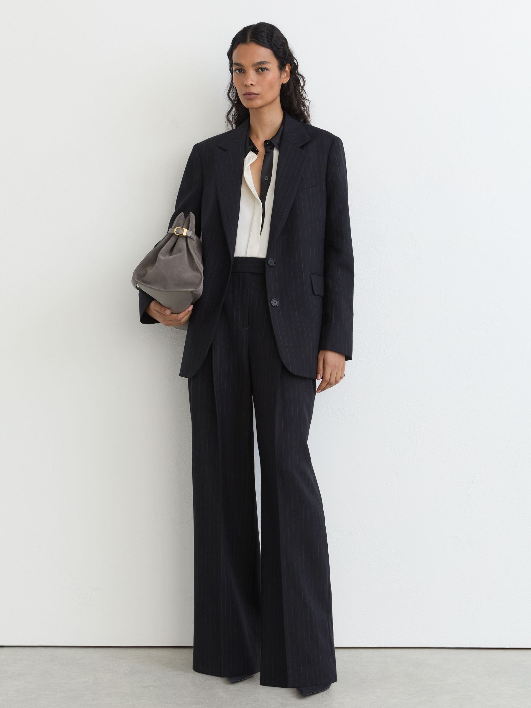 Petite Wool Pinstripe Single-Breasted Suit Blazer Relaxed-Fit in Navy - Image 4 of 9