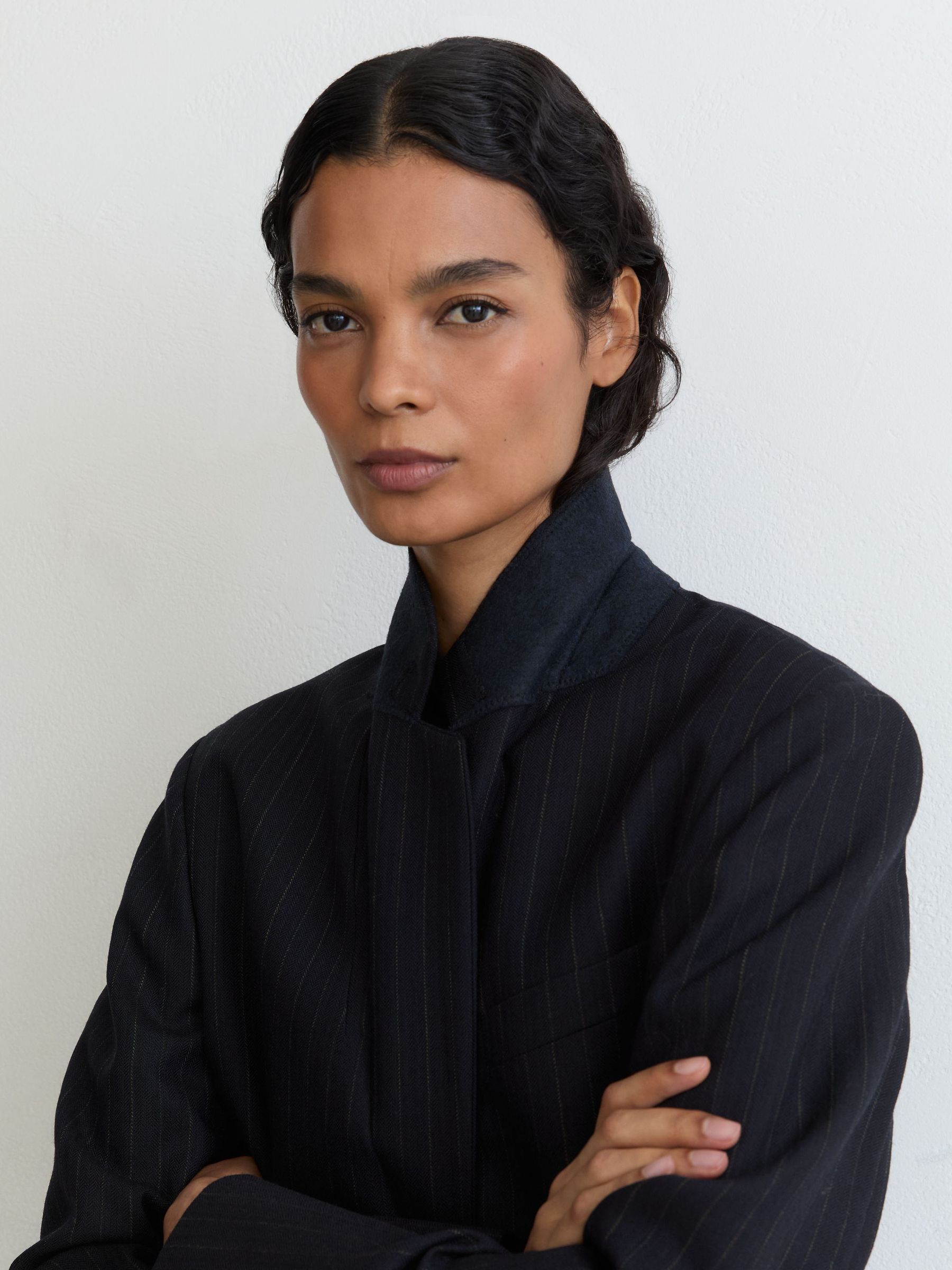 Petite Wool Pinstripe Single-Breasted Suit Blazer Relaxed-Fit in Navy - Image 5 of 9