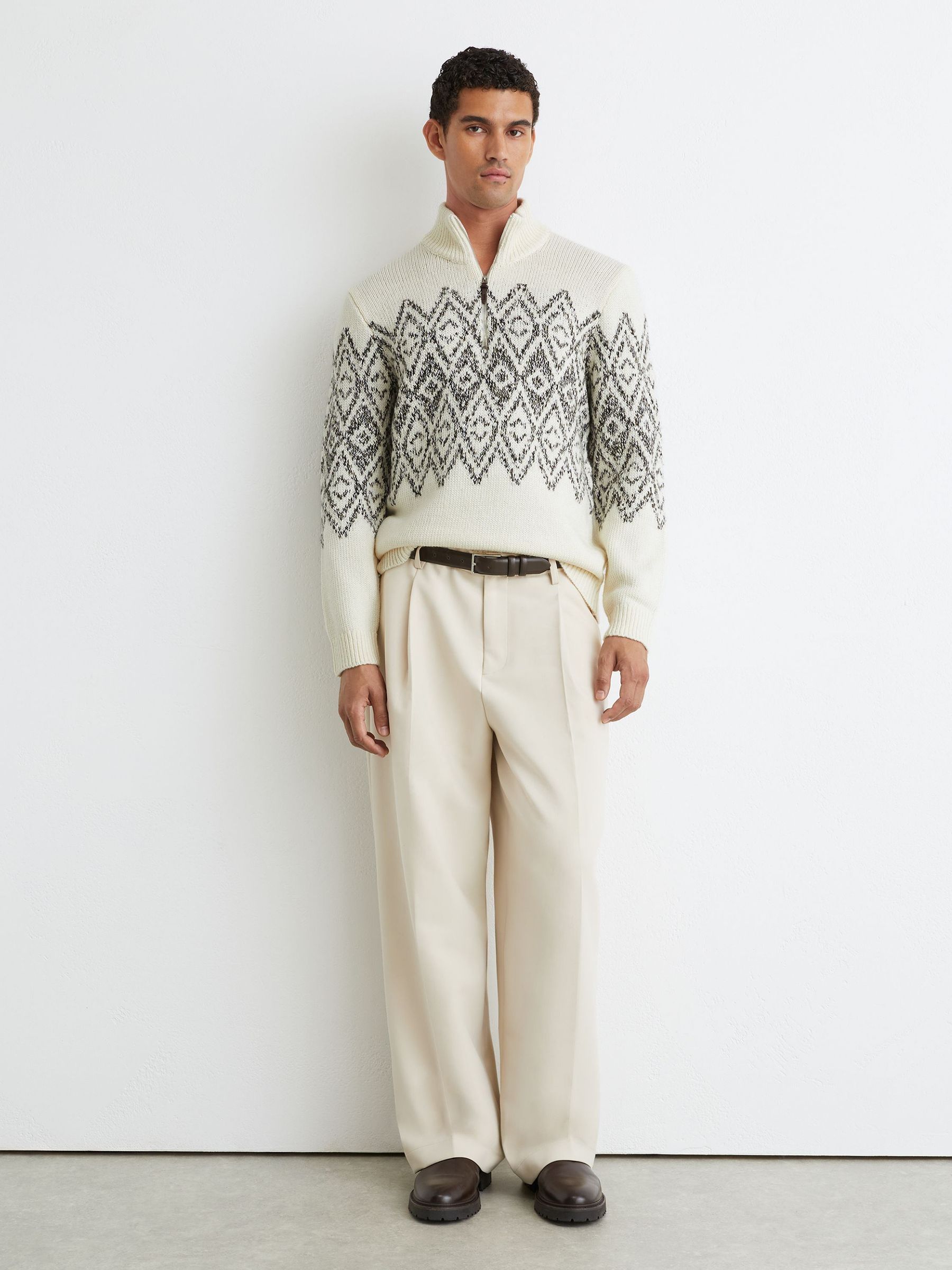 Cotton and Wool Fairisle Half-Zip Jumper in White/Green - Image 4 of 7