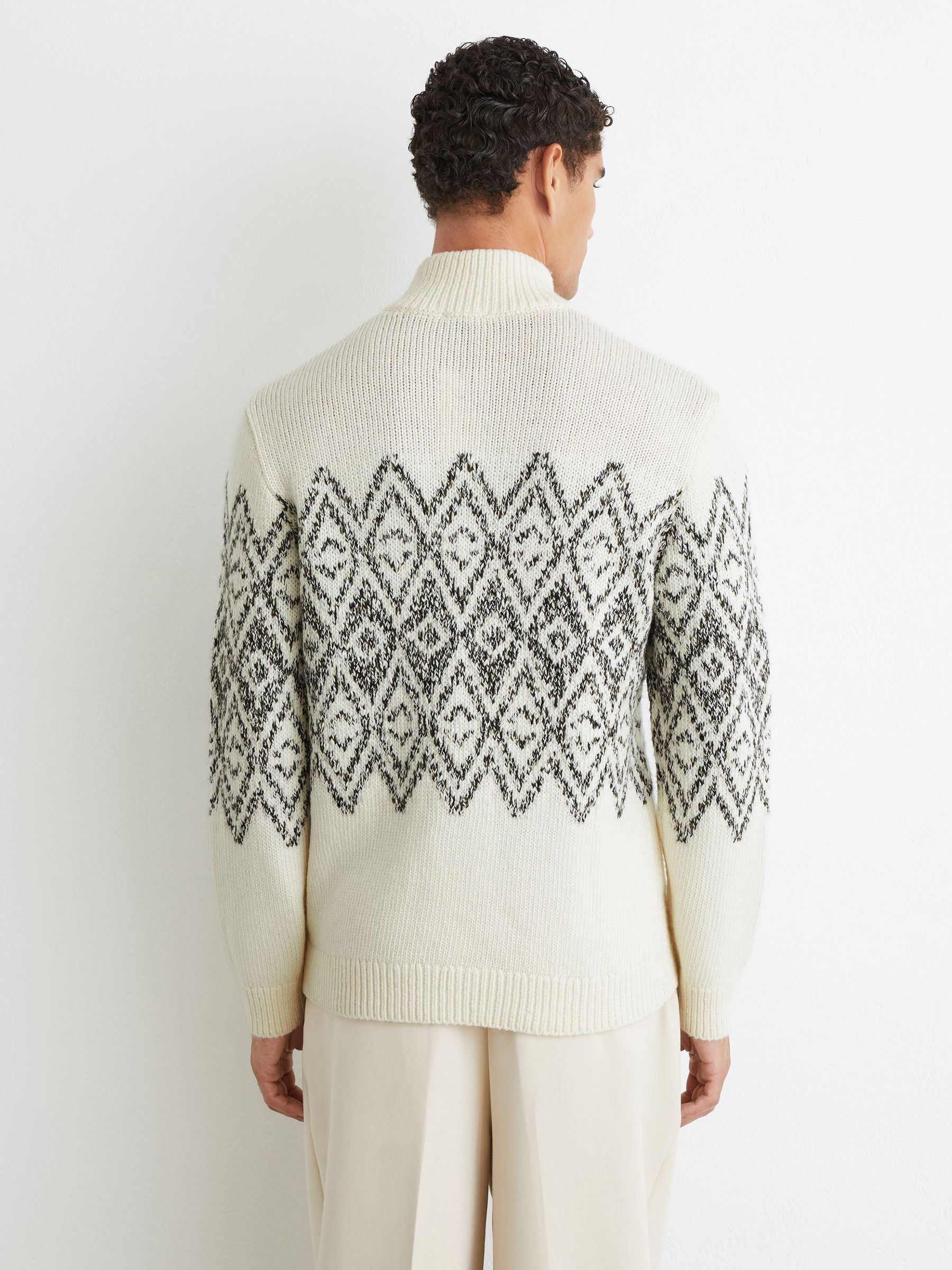Cotton and Wool Fairisle Half-Zip Jumper in White/Green - Image 6 of 7