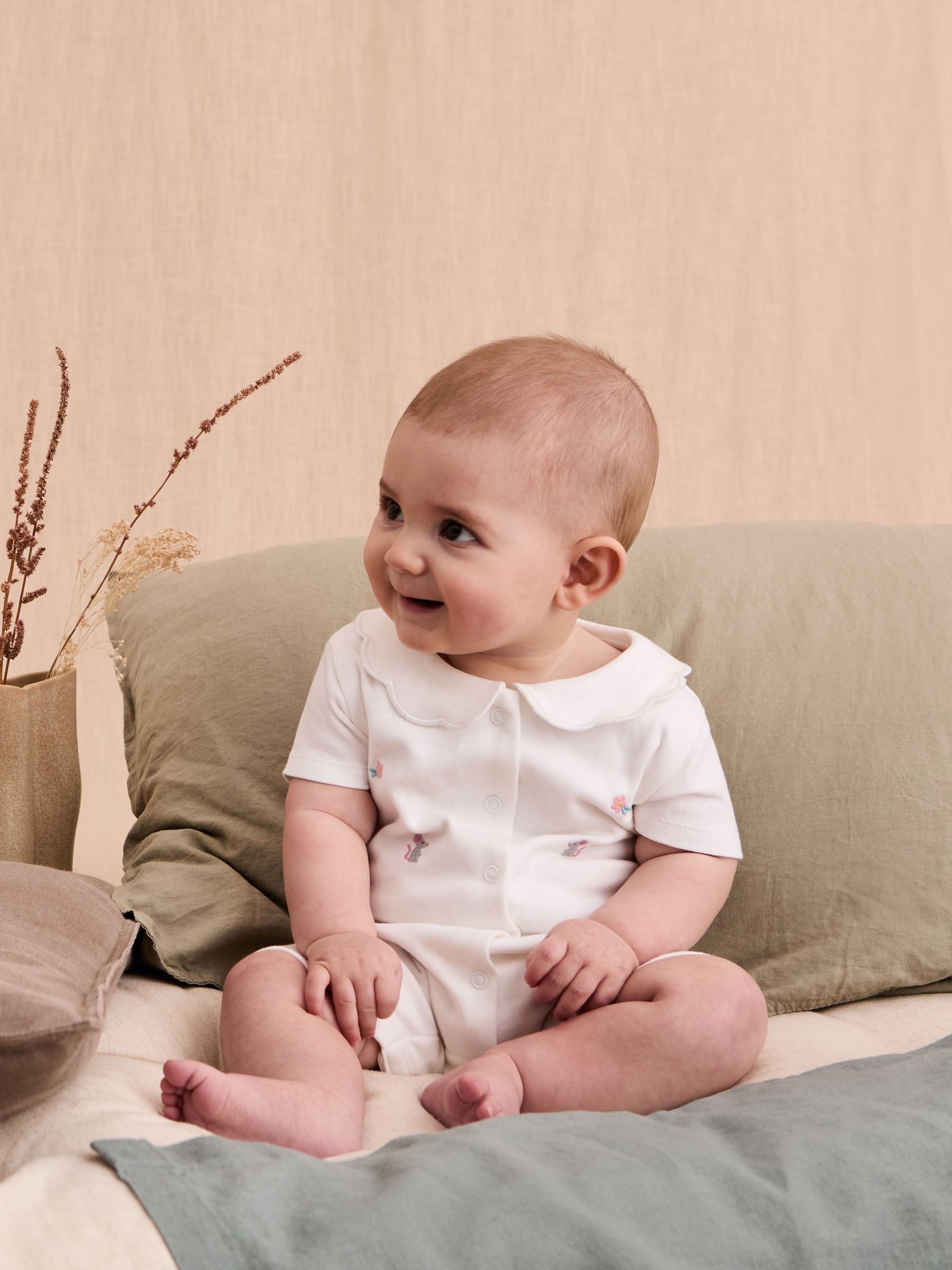 White Cotton Short Sleeve Embroidered Romper - Image 2 of 7