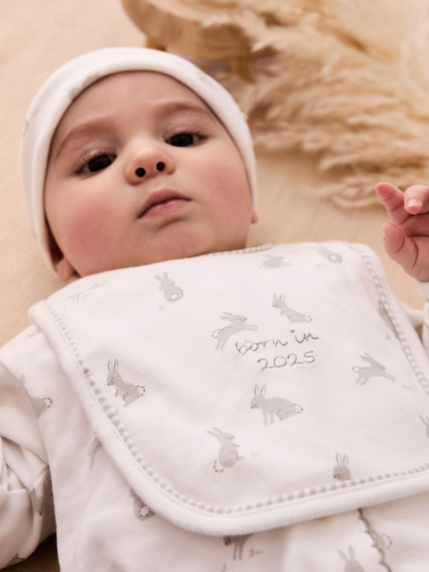 White Born In 2025 Cotton 4-Piece Baby Gifting Set - Image 4 of 13