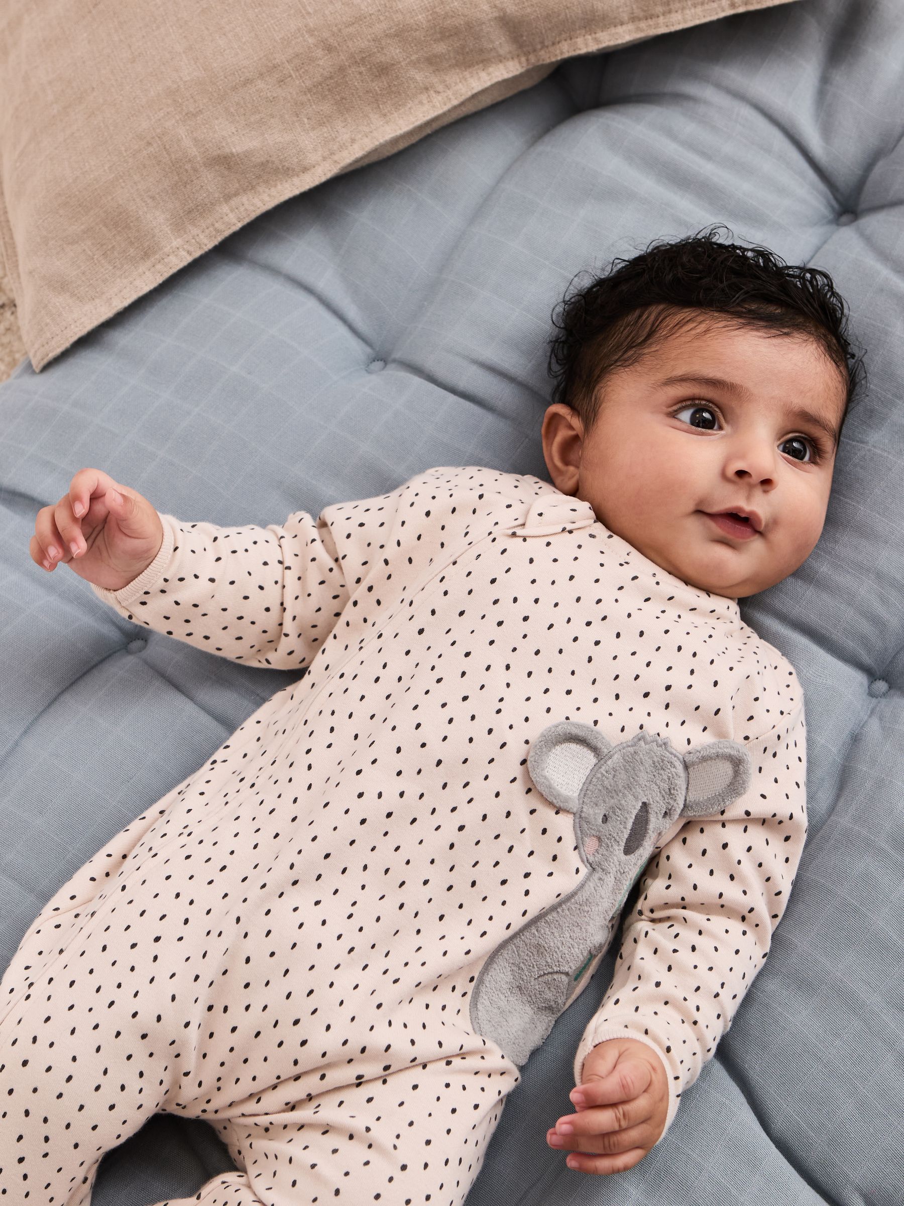 White Footed Appliqué Zip Sleepsuit - Image 2 of 6