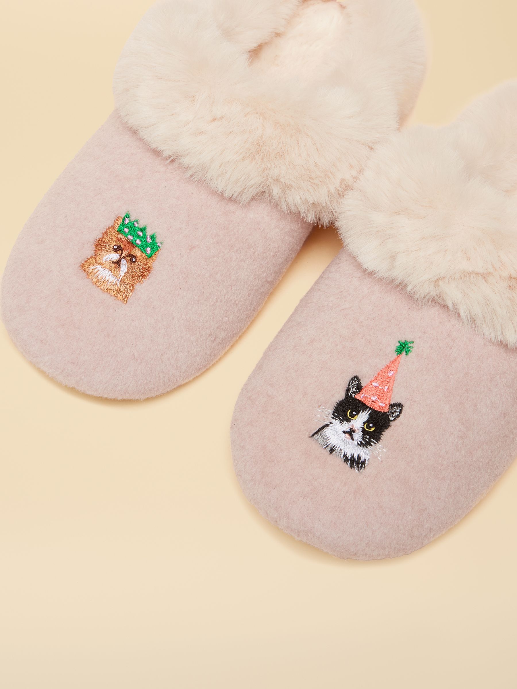 Slippet Luxe Pink Cat Slippers - Image 5 of 6