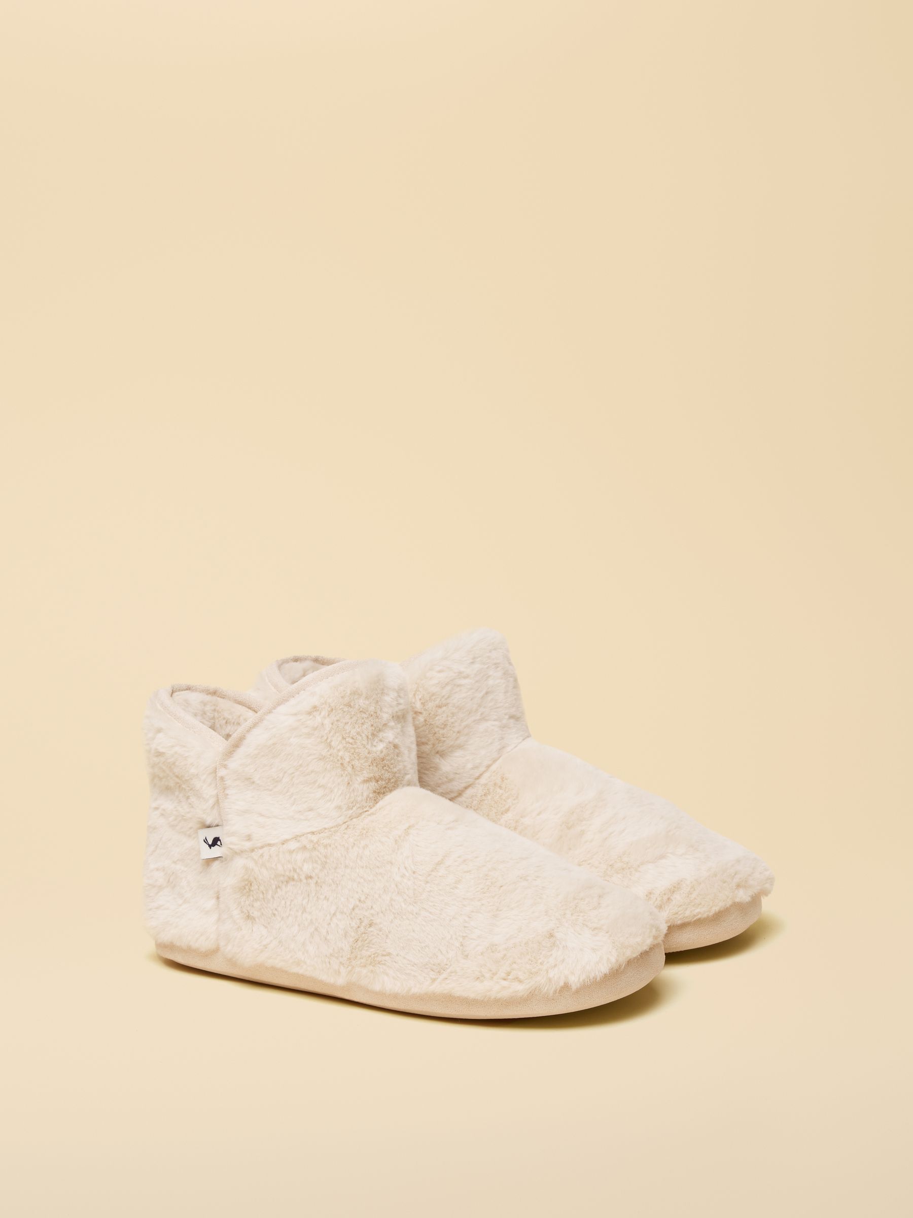 Women's Cabin Luxe Cream Faux Fur Slipper Boots - Image 2 of 6