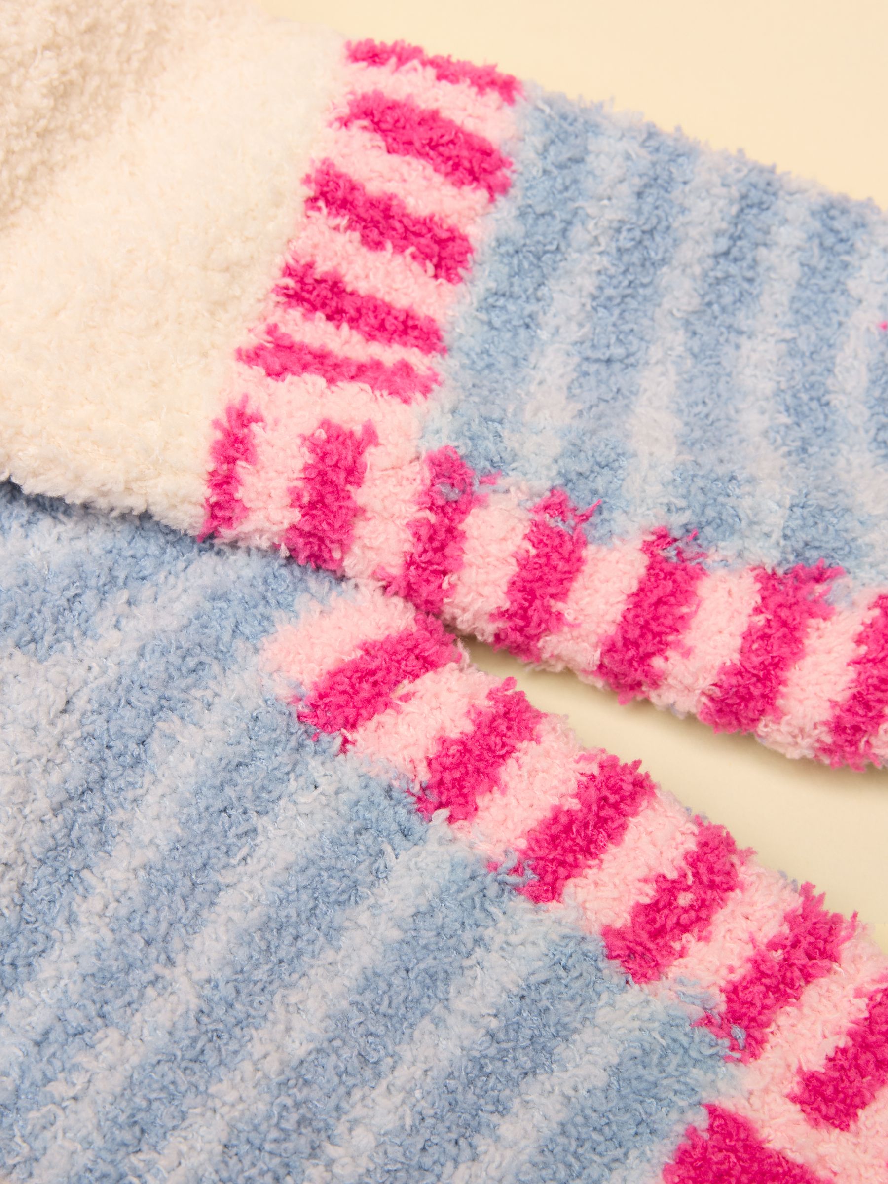 Kids' Fluffy Cat Blue/Pink Character Socks - Image 3 of 3