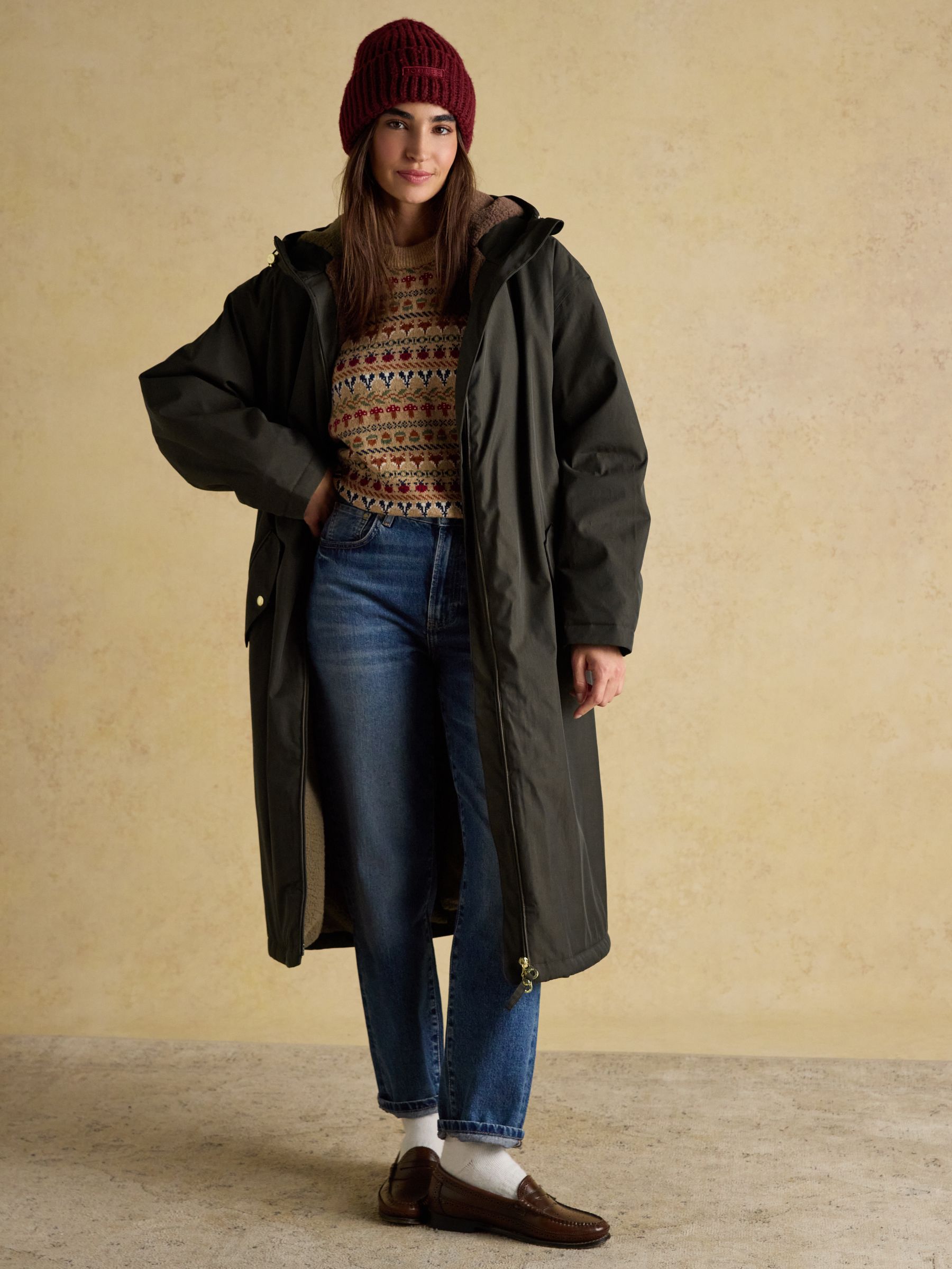 Rosa Berry Red Beanie Hat - Image 4 of 6