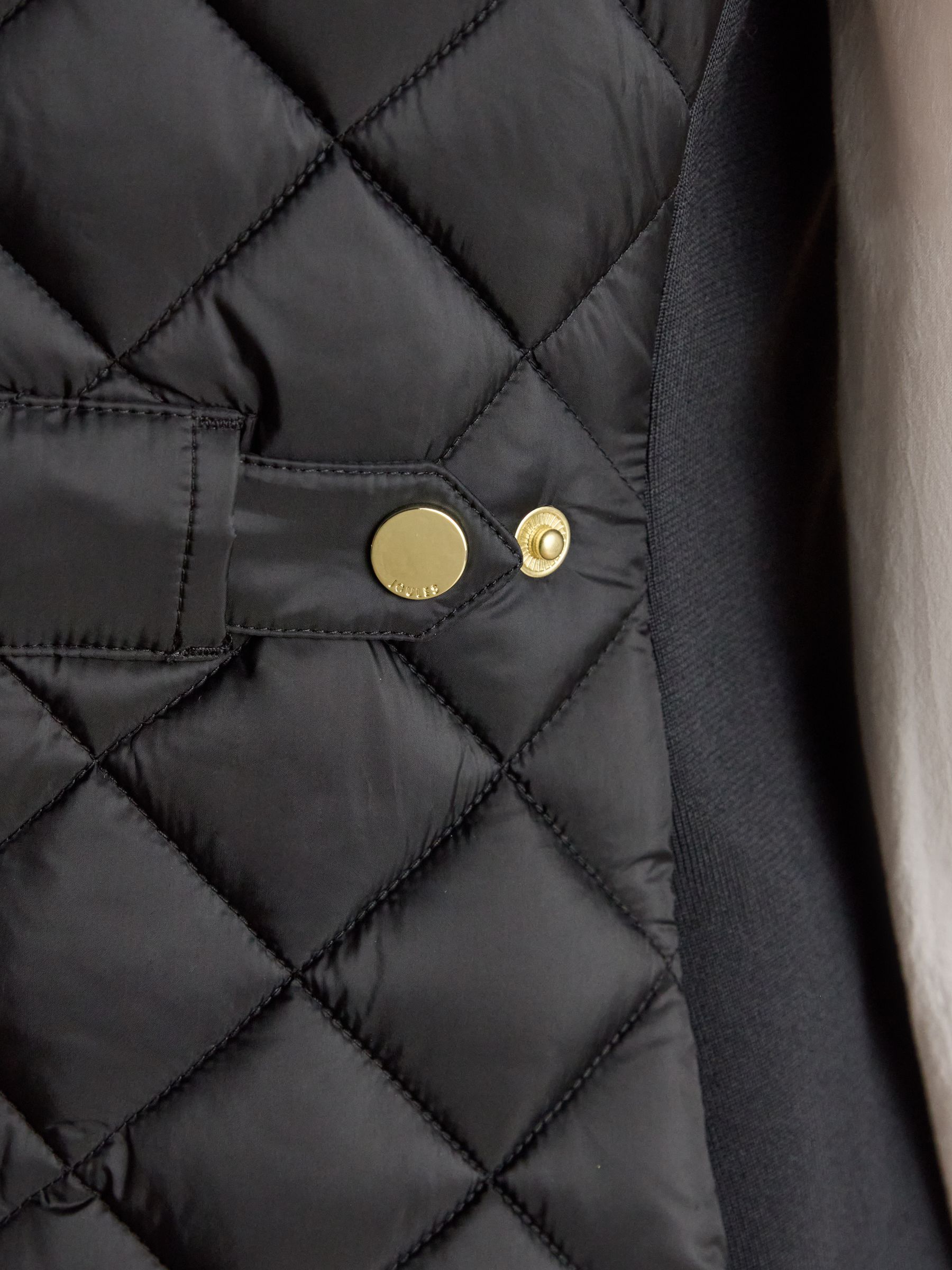 Braemar Luxe Black Showerproof Diamond Quilted Gilet - Image 11 of 12
