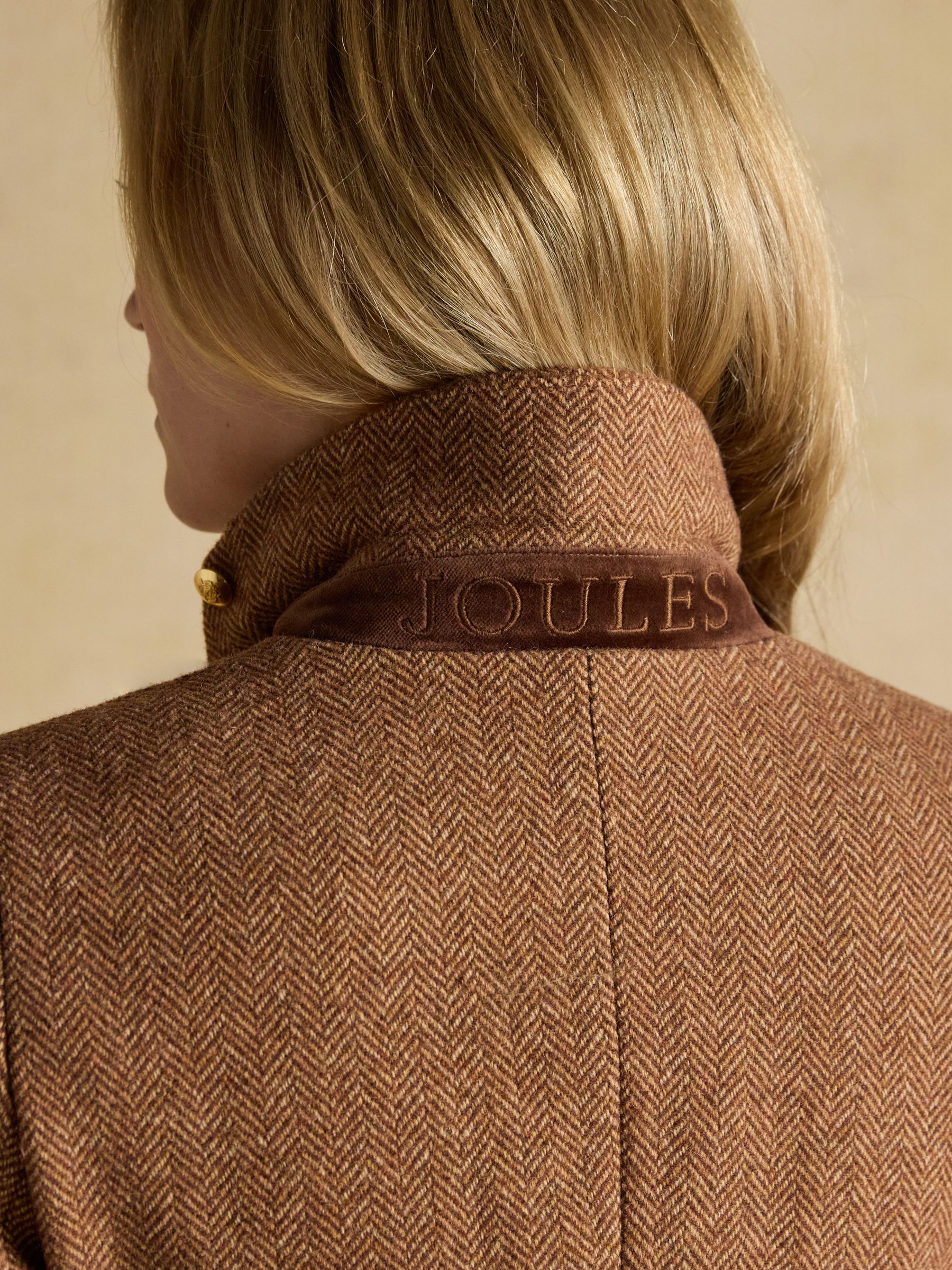 Canterly Brown Herringbone Tweed Hacking Jacket - Image 12 of 15
