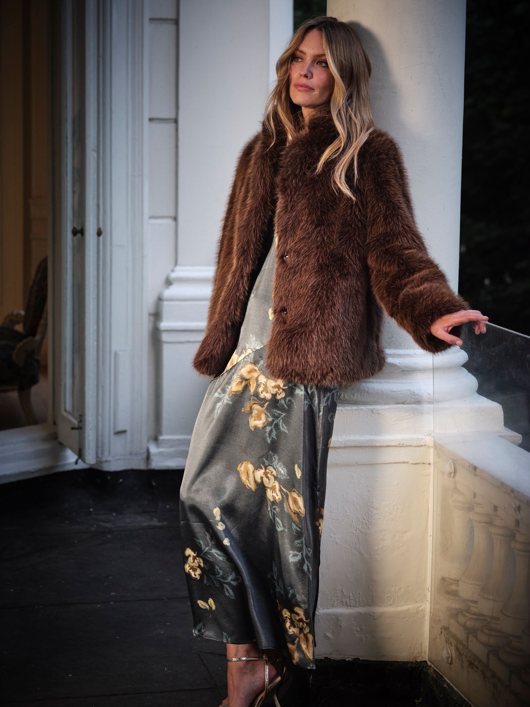 Celeste Brown Faux Fur Coat - Image 4 of 5