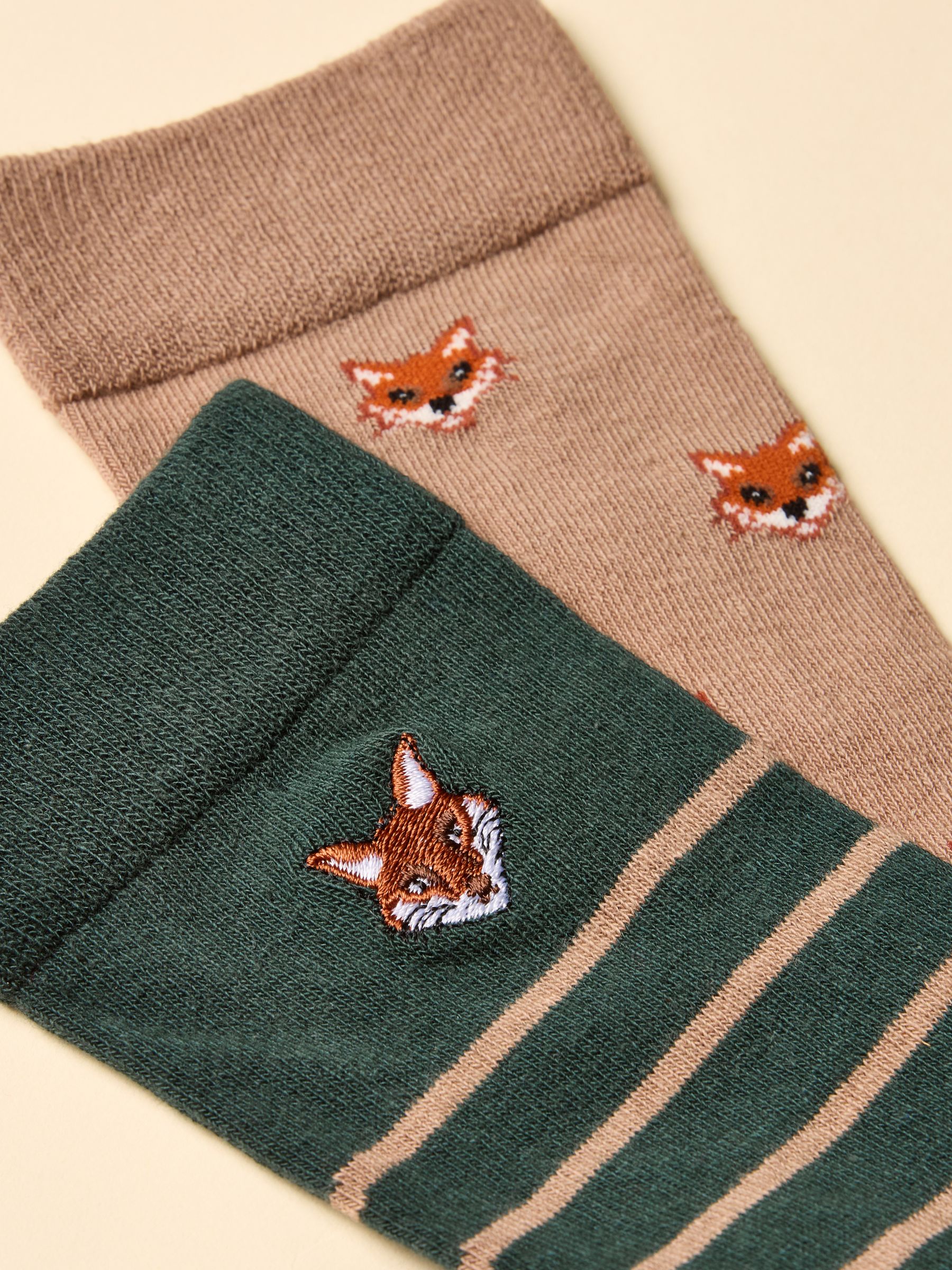 Men's Kingsbury Green & Orange Fox Socks 2 Pack (size 7-12) - Image 2 of 3