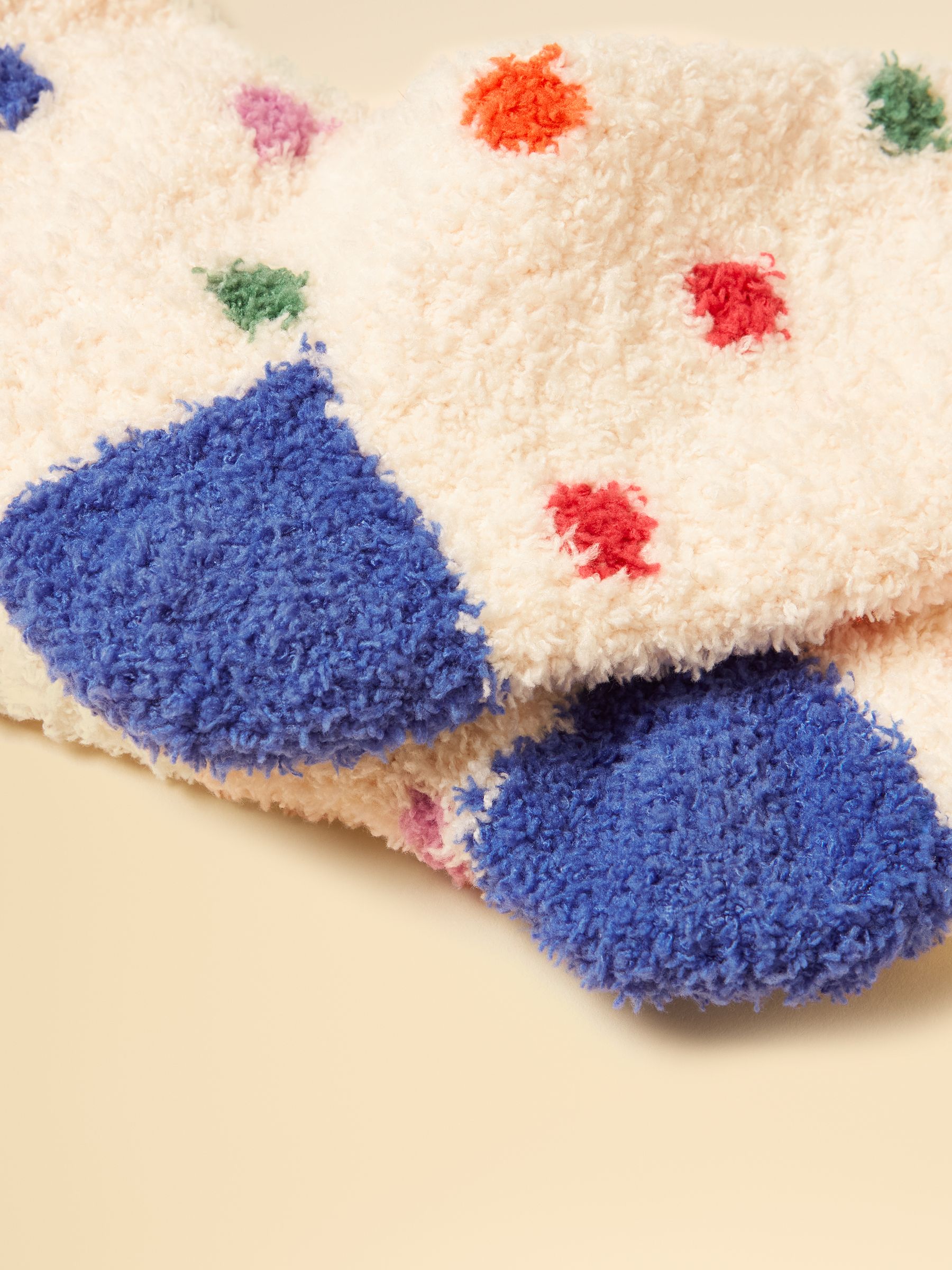 Women's Fluffy Cream Stripe Socks (size 4-8) - Image 2 of 3