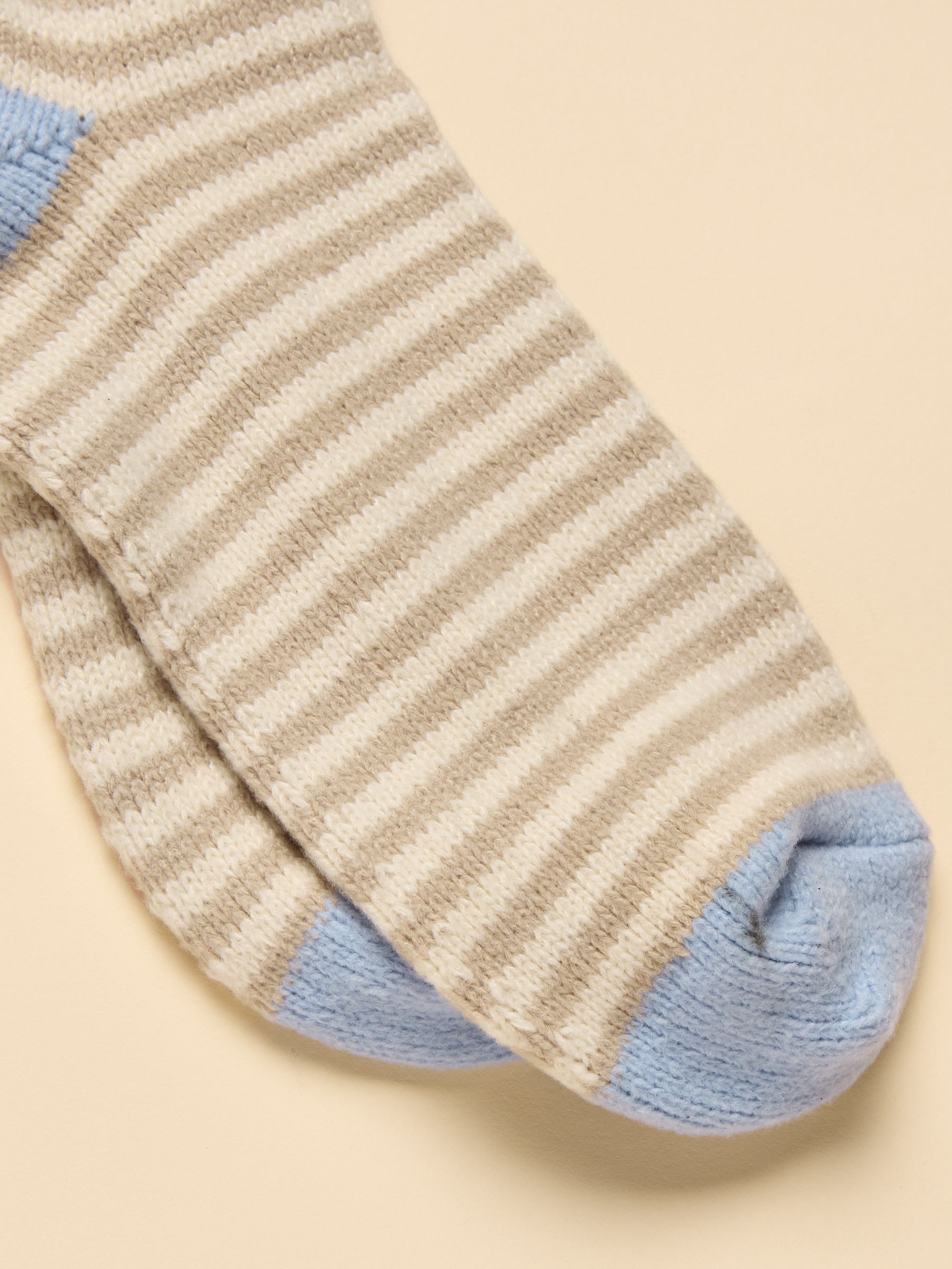Women's Cosy Oatmeal Socks (size 4-8) - Image 3 of 3