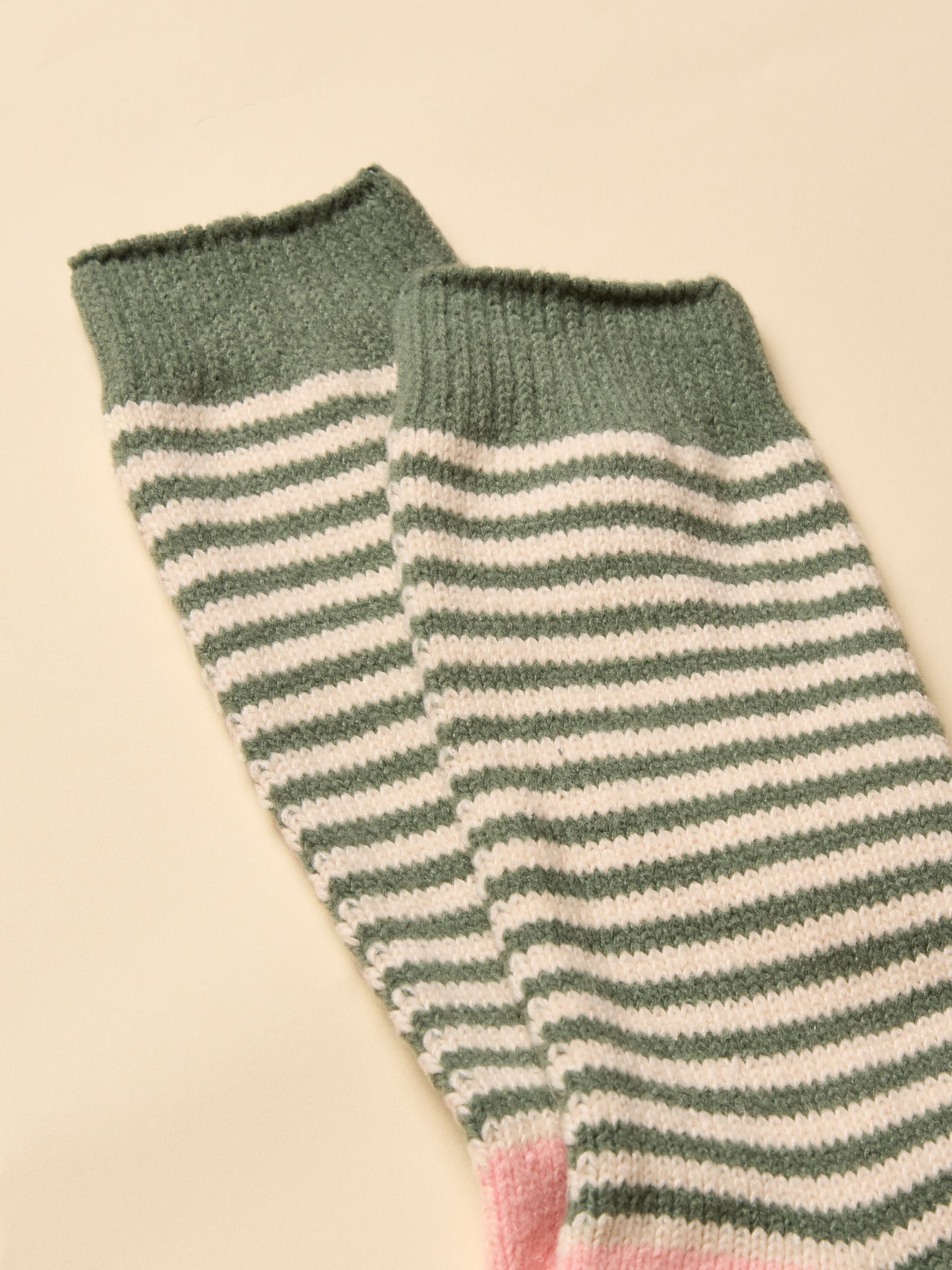 Women's Cosy Khaki Green Socks (size 4-8) - Image 2 of 3