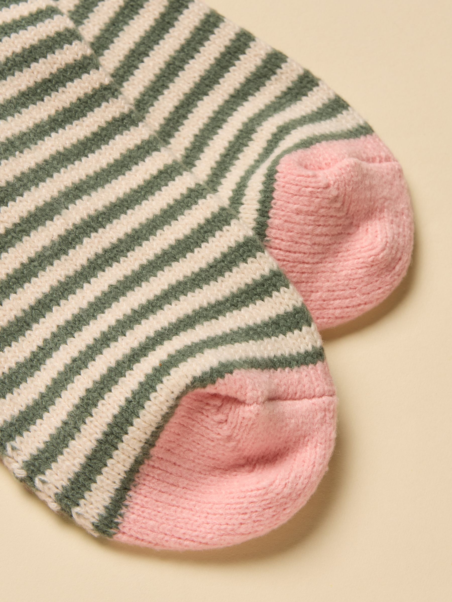 Women's Cosy Khaki Green Socks (size 4-8) - Image 3 of 3