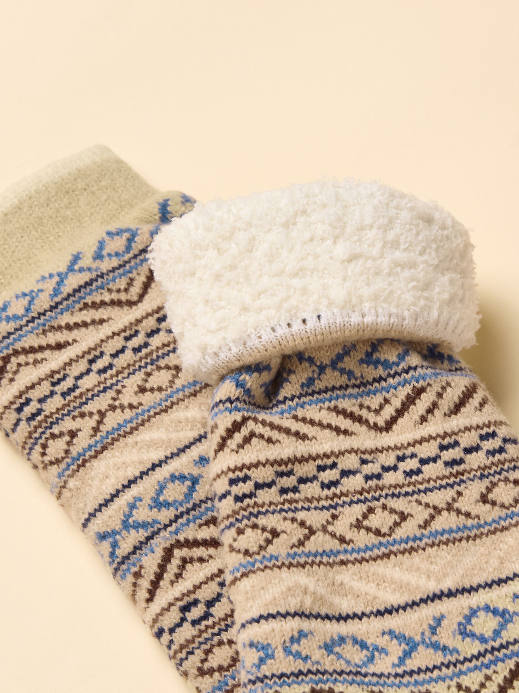 Women's Chalet Neutral Cosy Lined Socks (size 4-8) - Image 2 of 3