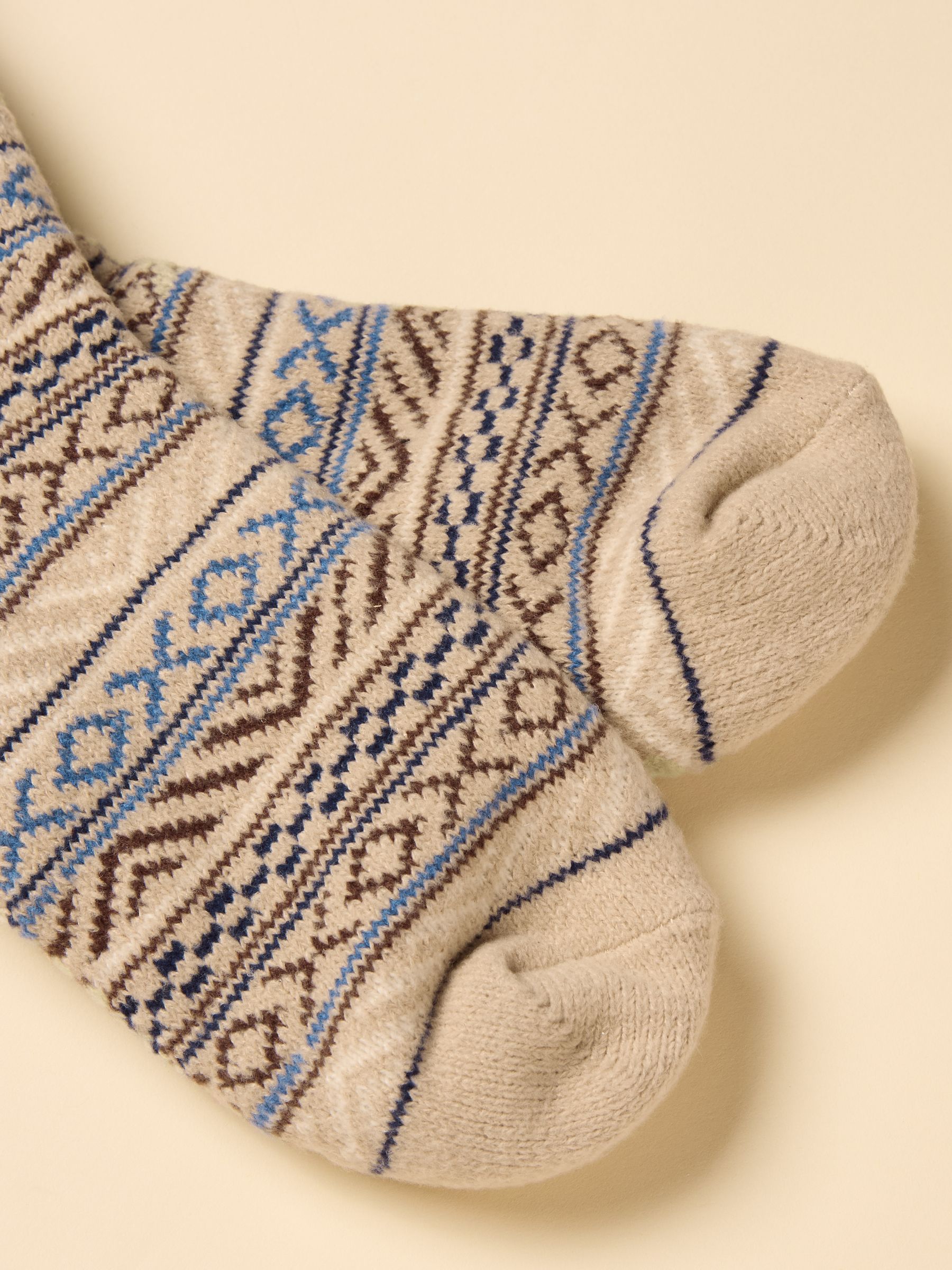 Women's Chalet Neutral Cosy Lined Socks (size 4-8) - Image 3 of 3