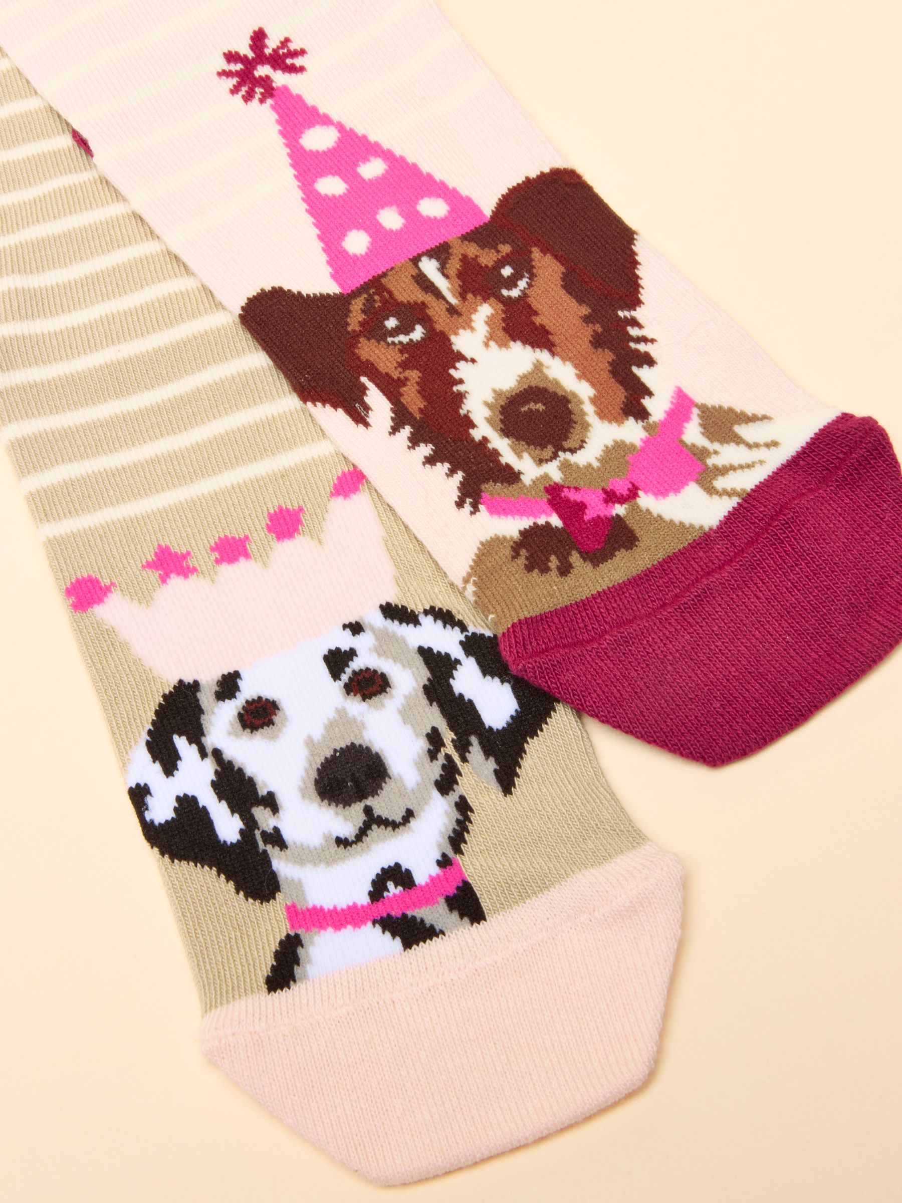 Women's Everyday Pink & Cream Dogs Cotton Blend Socks 2 Pack (size 4-8) - Image 3 of 3