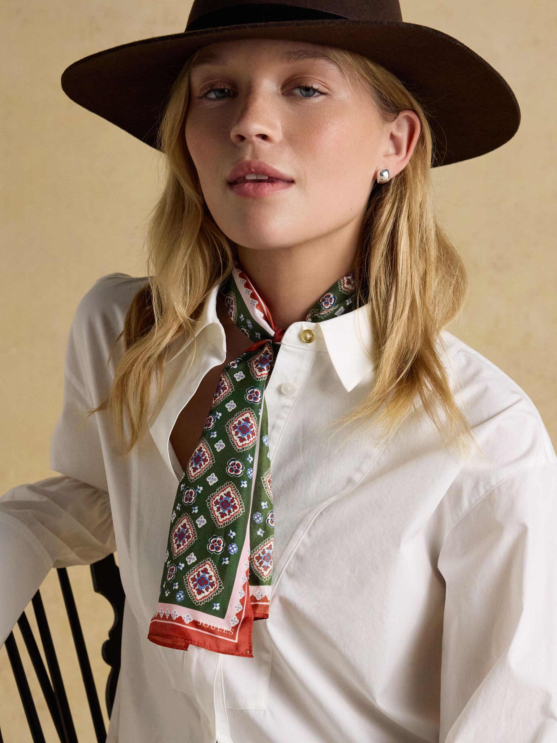 Highgrove Green 100% Silk Printed Skinny Scarf - Image 2 of 6