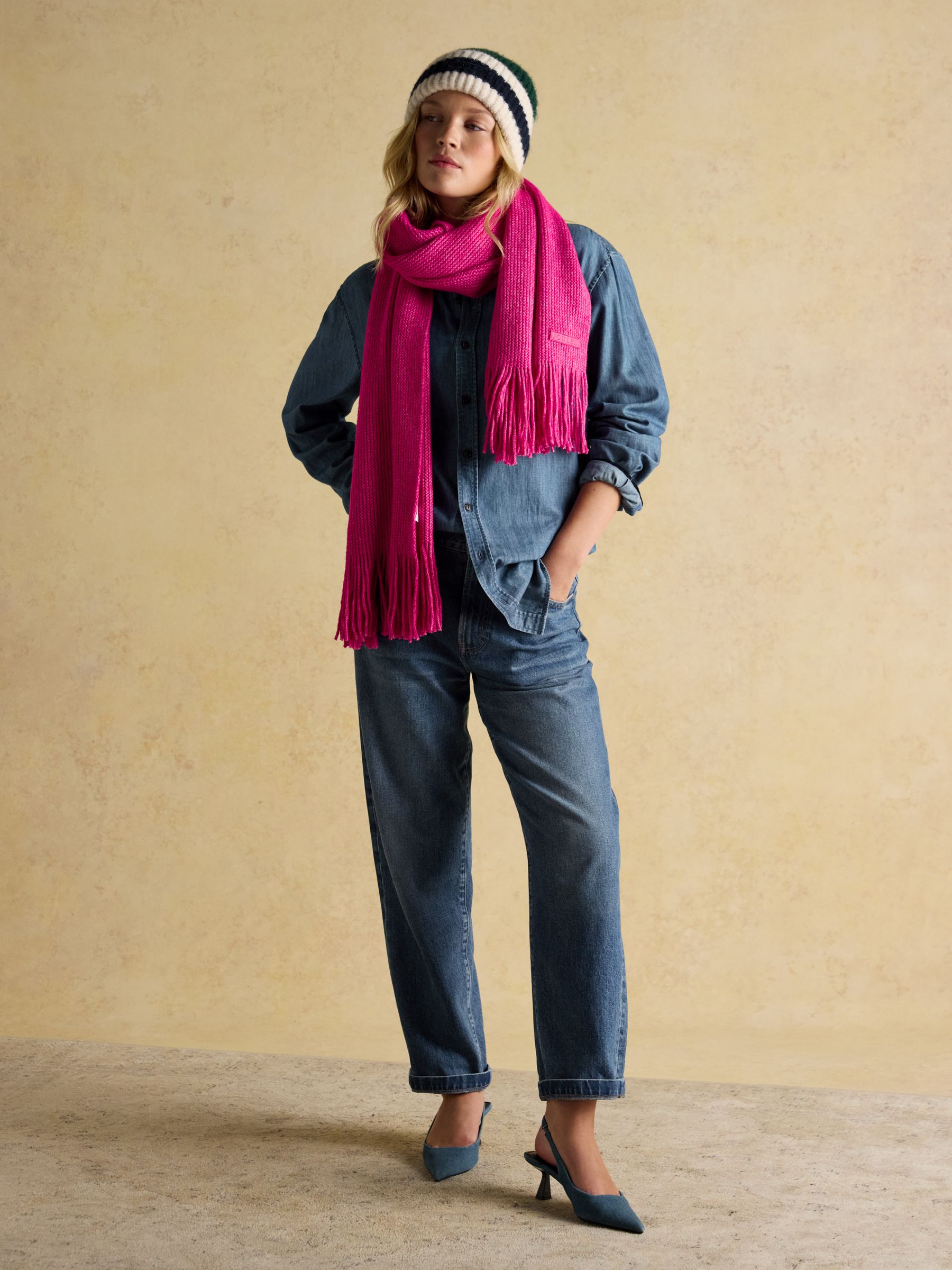 Rosa Pink Knitted Scarf - Image 4 of 6