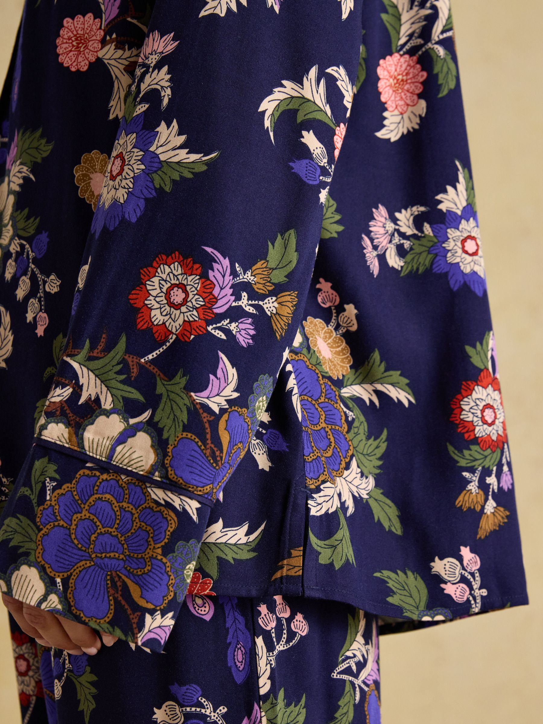 Alma Navy Hidcote Floral Woven Pyjama Set - Image 7 of 8