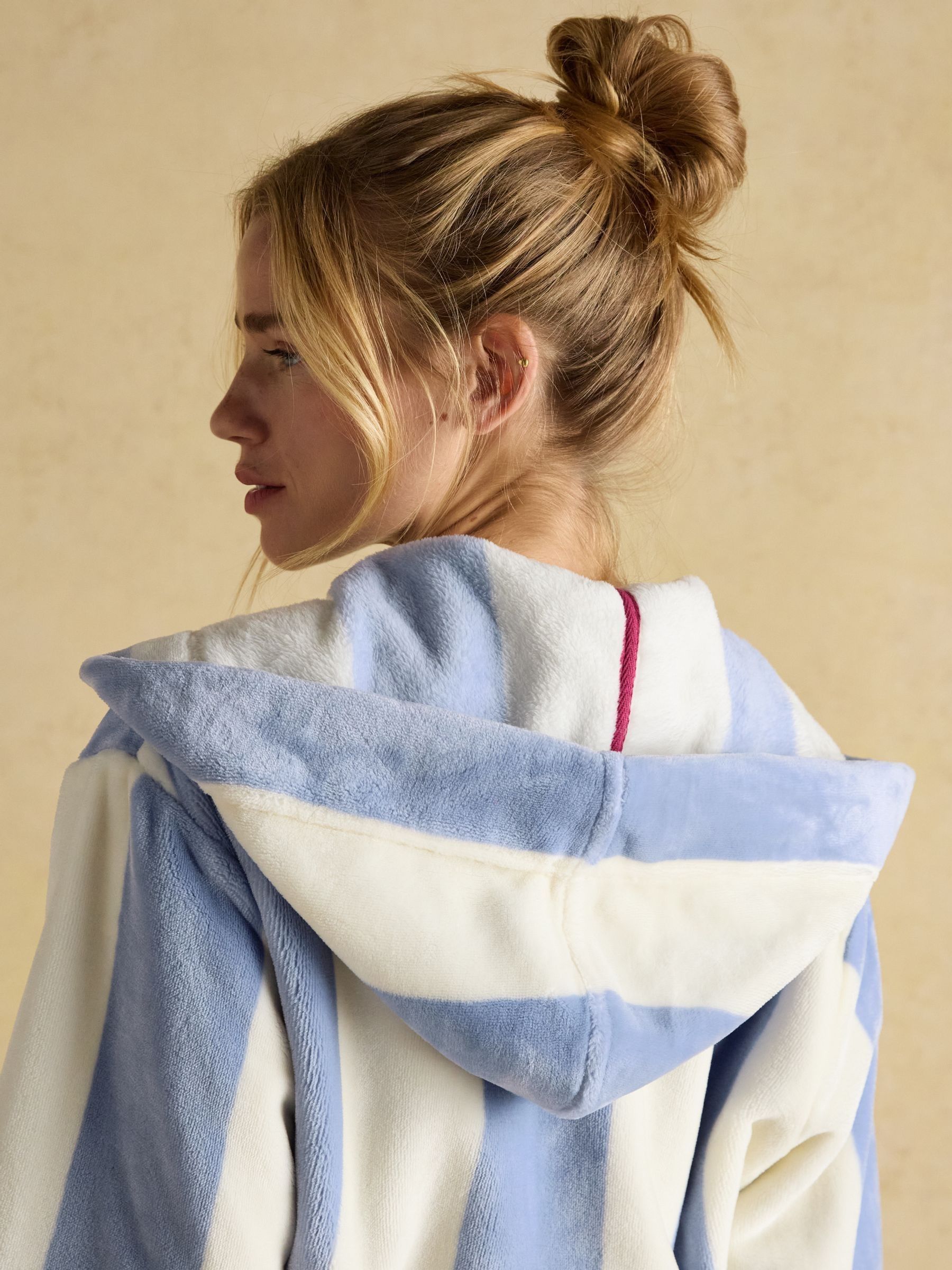 Luna Cream & Blue Stripe Fleece Dressing Gown with Hood - Image 5 of 8