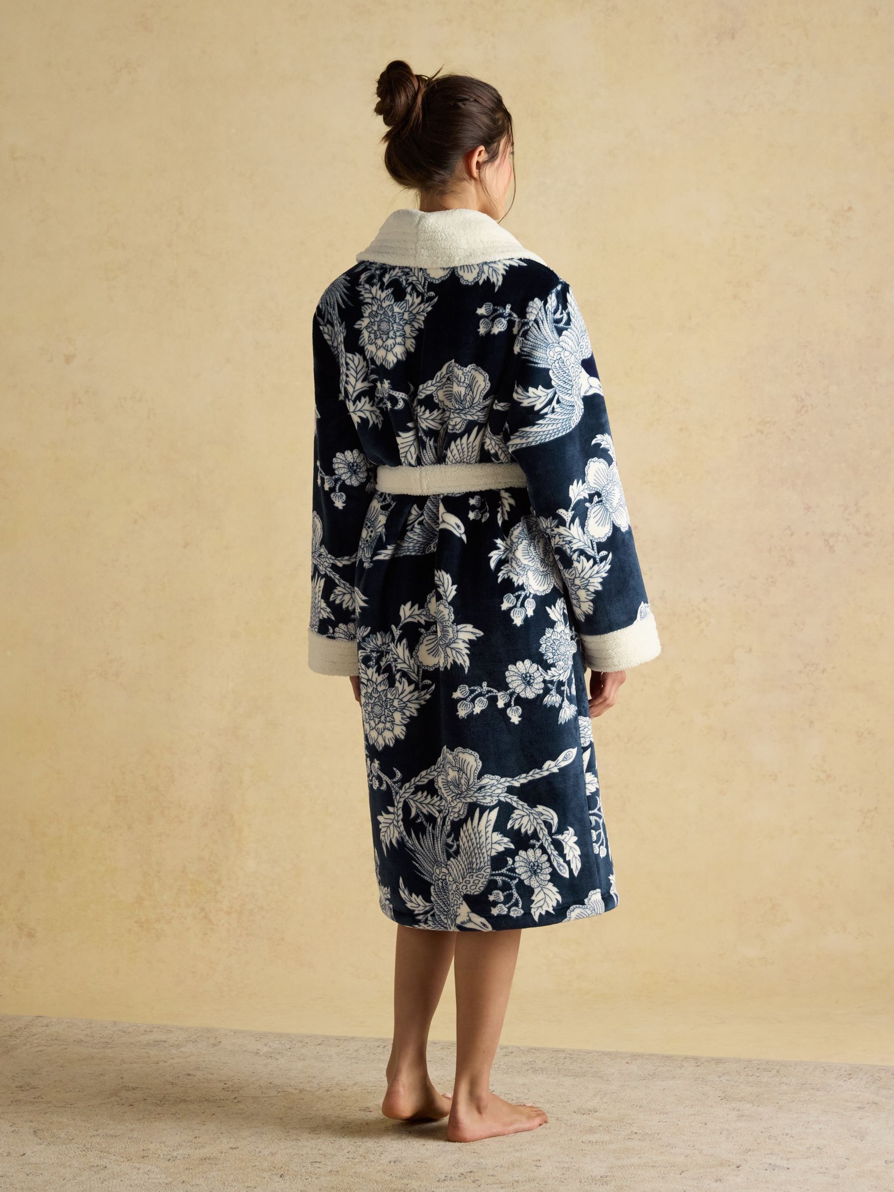 Matilda Navy Floral Fluffy Fleece Dressing Gown - Image 4 of 9