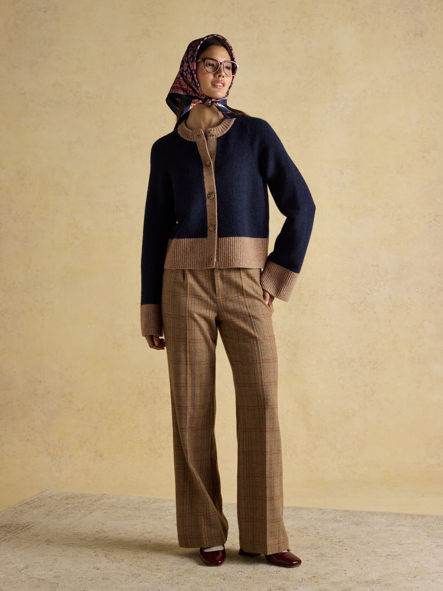 Nora Navy/Tan Knitted Round Neck Cardigan - Image 8 of 9