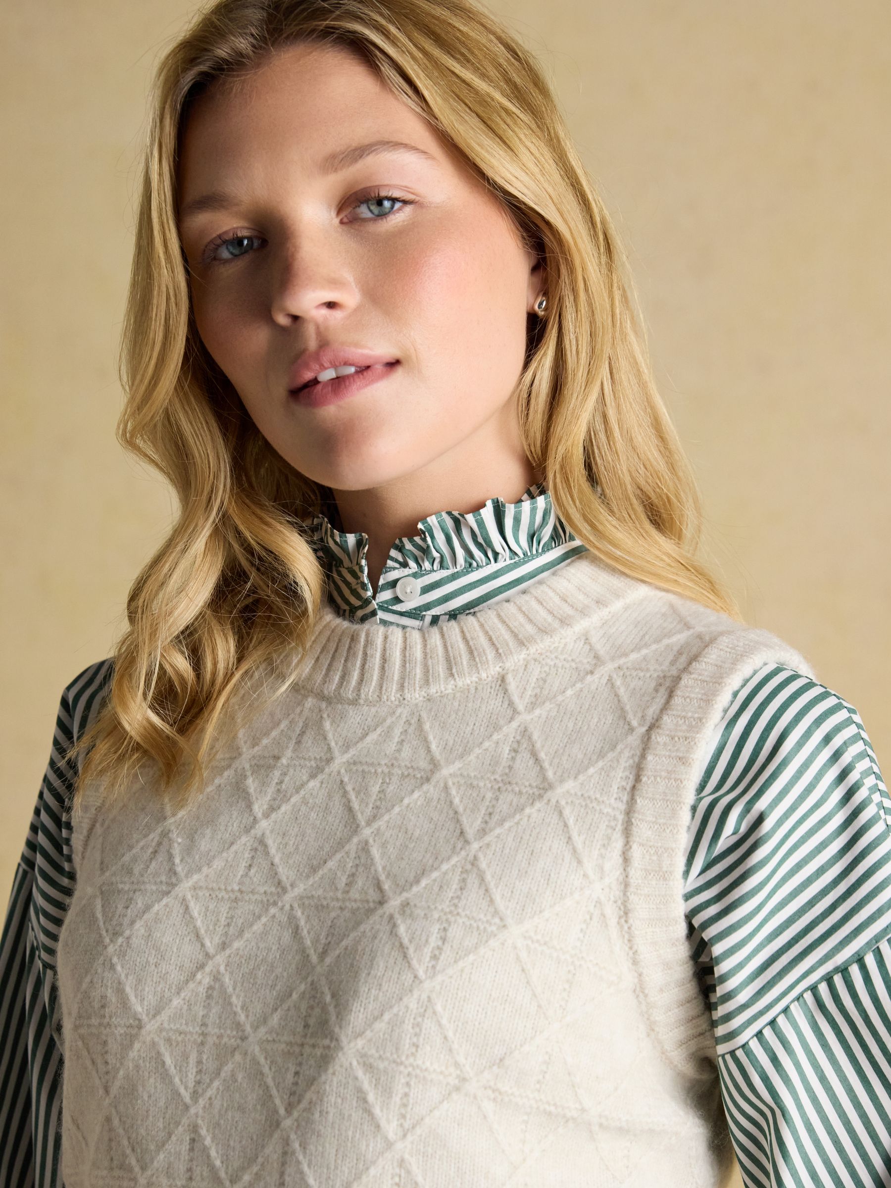 Reid Cream Textured Knitted Vest with Crew Neck - Image 4 of 7